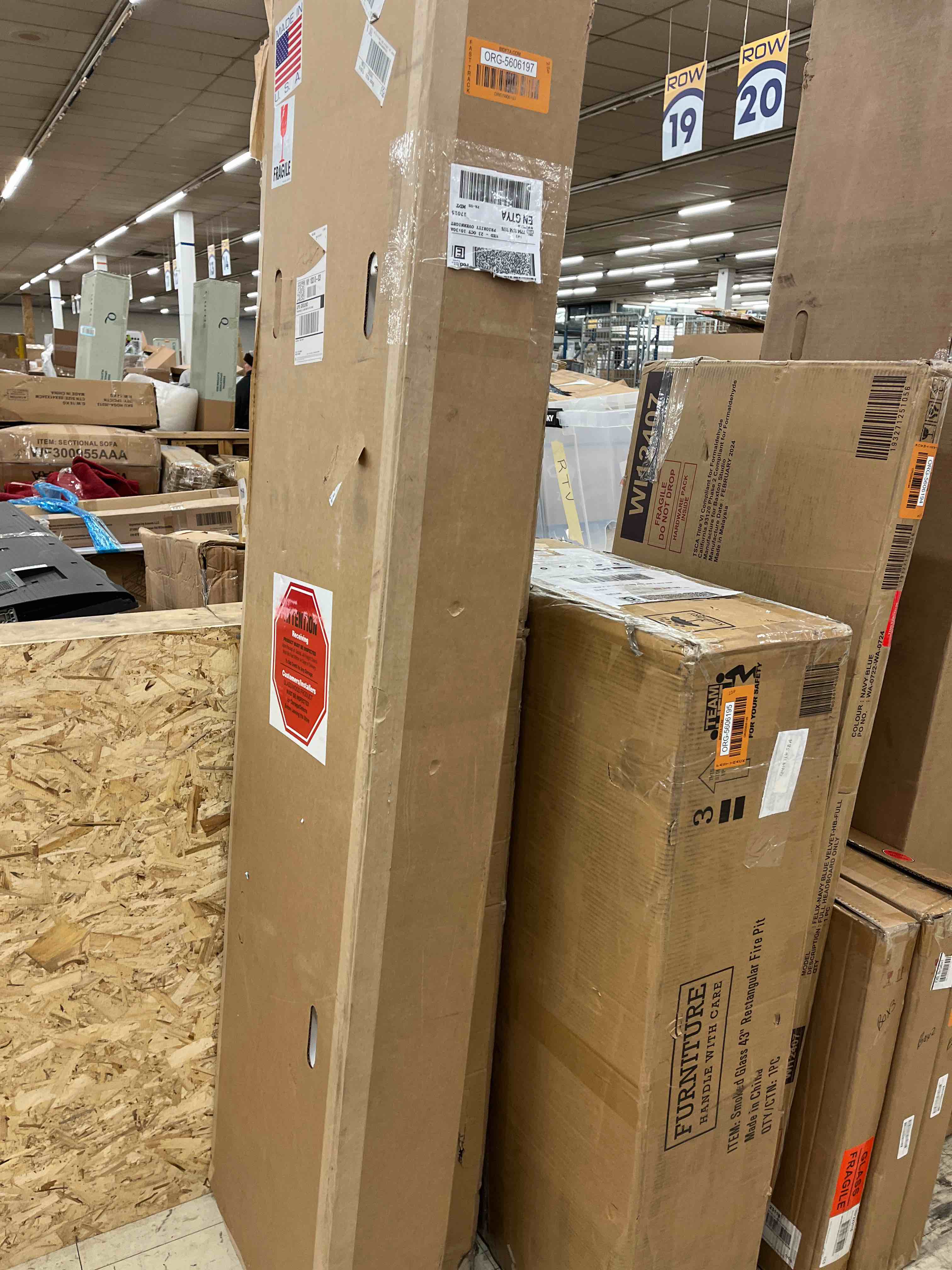 https://s3.amazonaws.com/lotting-images-prod/phillipi/ORG5606197_1732199803660.jpeg