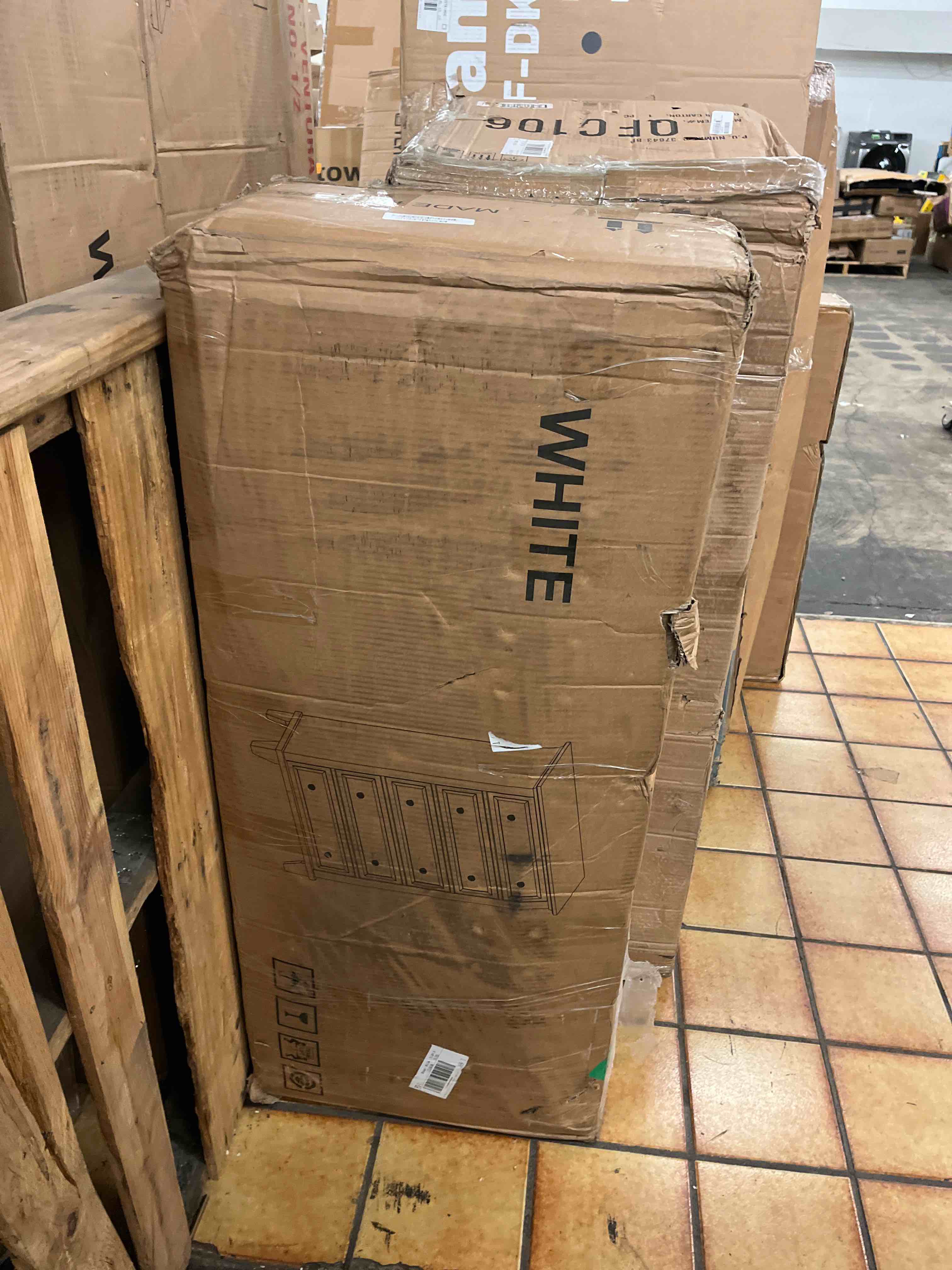 https://s3.amazonaws.com/lotting-images-prod/phillipi/ORG5606757_1733415571041.jpeg