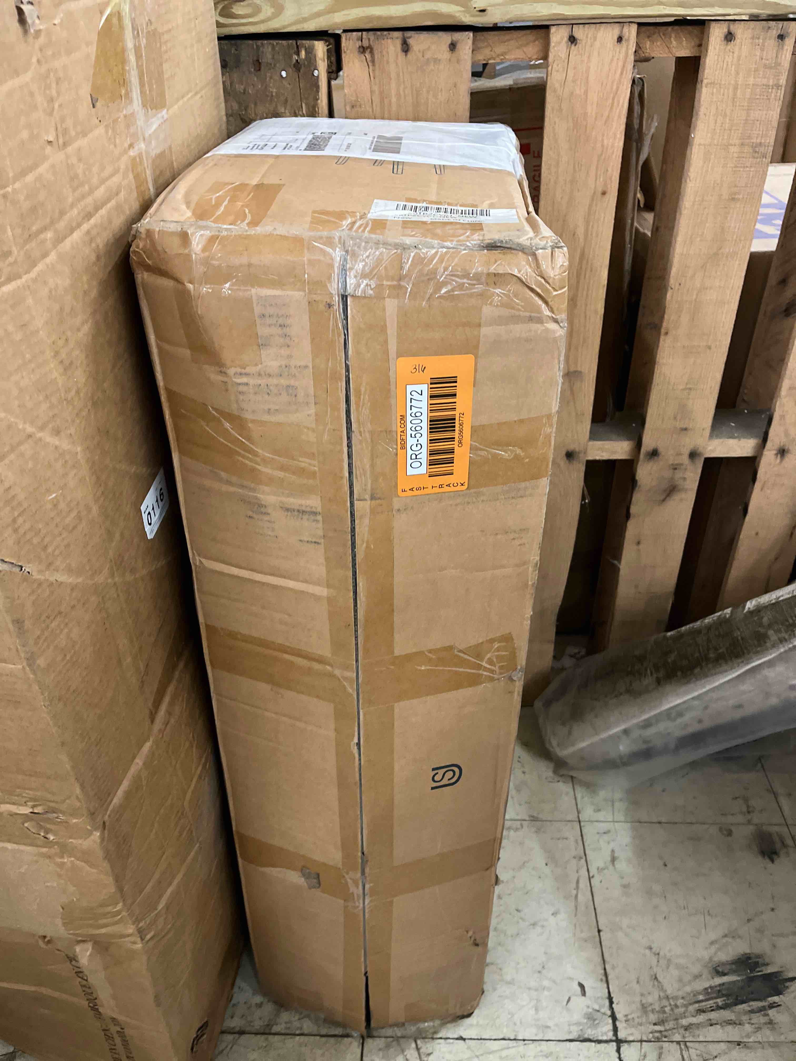 https://s3.amazonaws.com/lotting-images-prod/phillipi/ORG5606772_1733418522441.jpeg