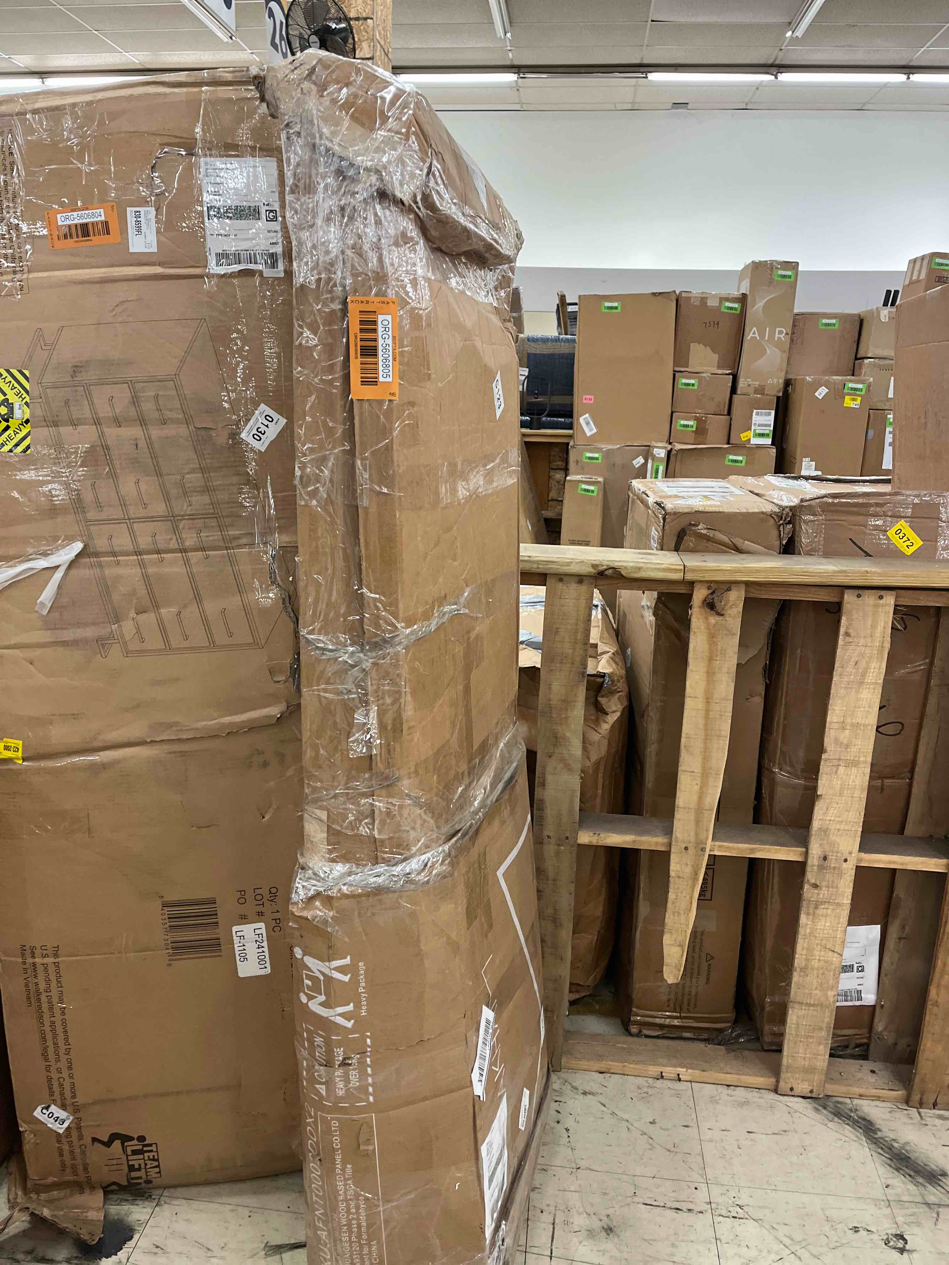 https://s3.amazonaws.com/lotting-images-prod/phillipi/ORG5606805_1733423679894.jpeg