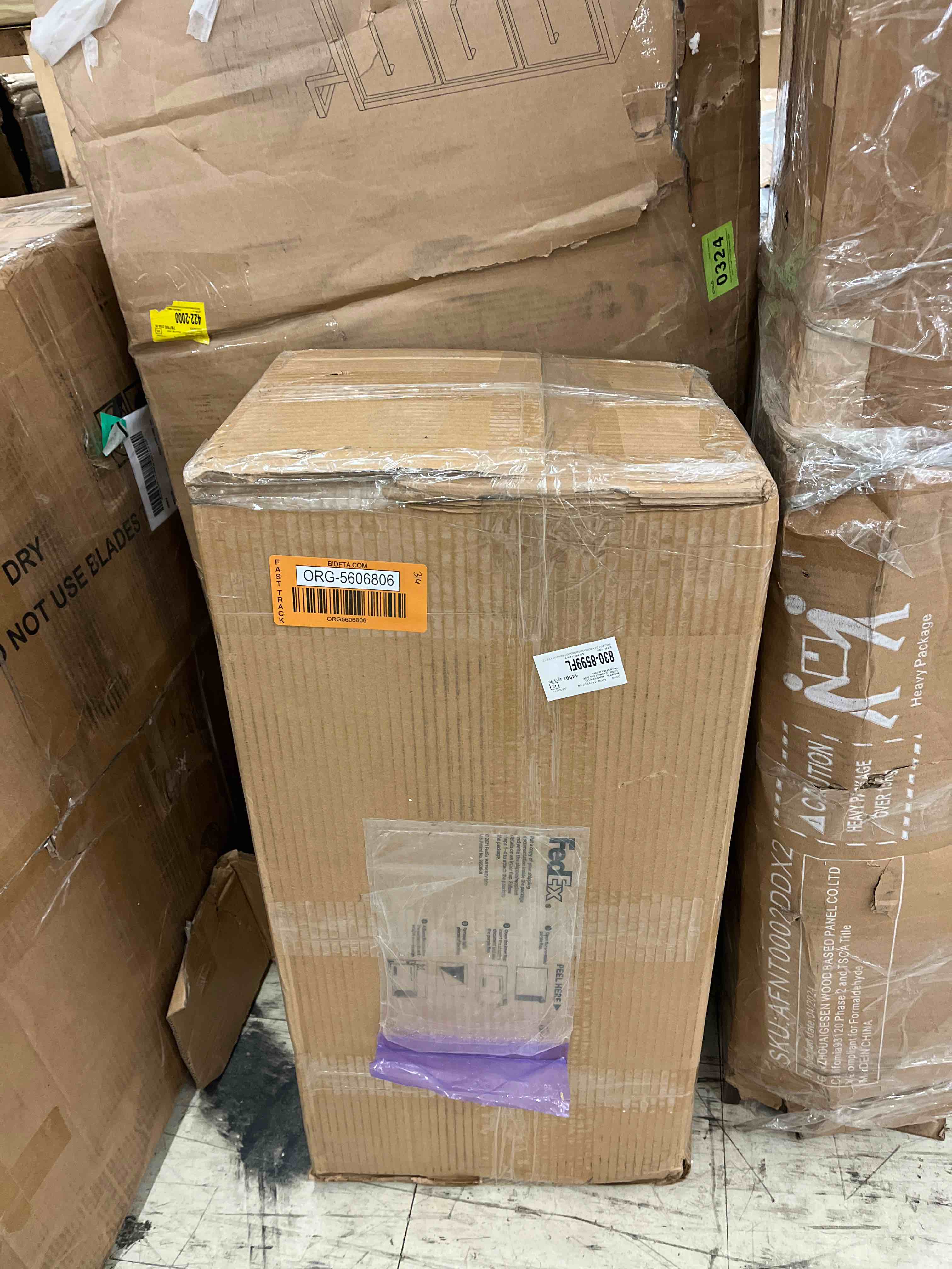 https://s3.amazonaws.com/lotting-images-prod/phillipi/ORG5606806_1733423825834.jpeg