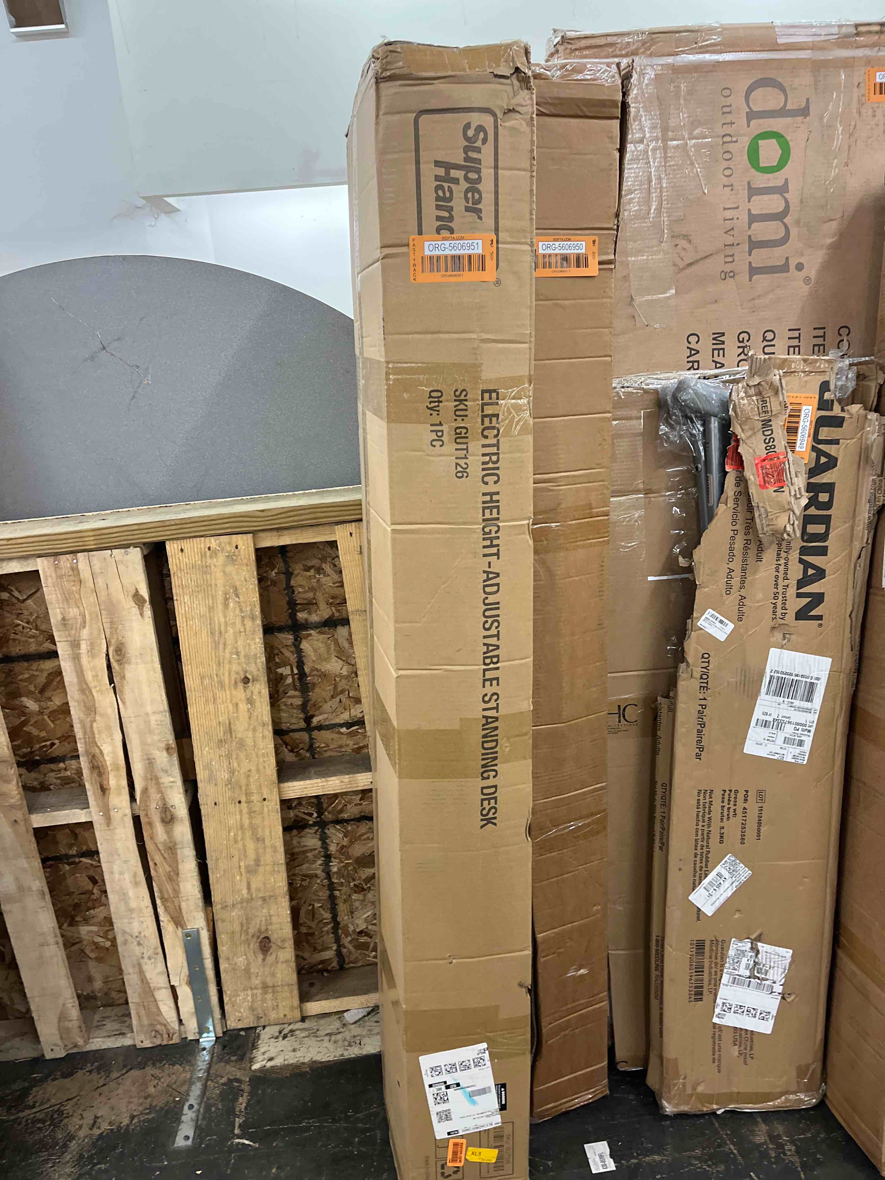 https://s3.amazonaws.com/lotting-images-prod/phillipi/ORG5606951_1733941670970.jpeg