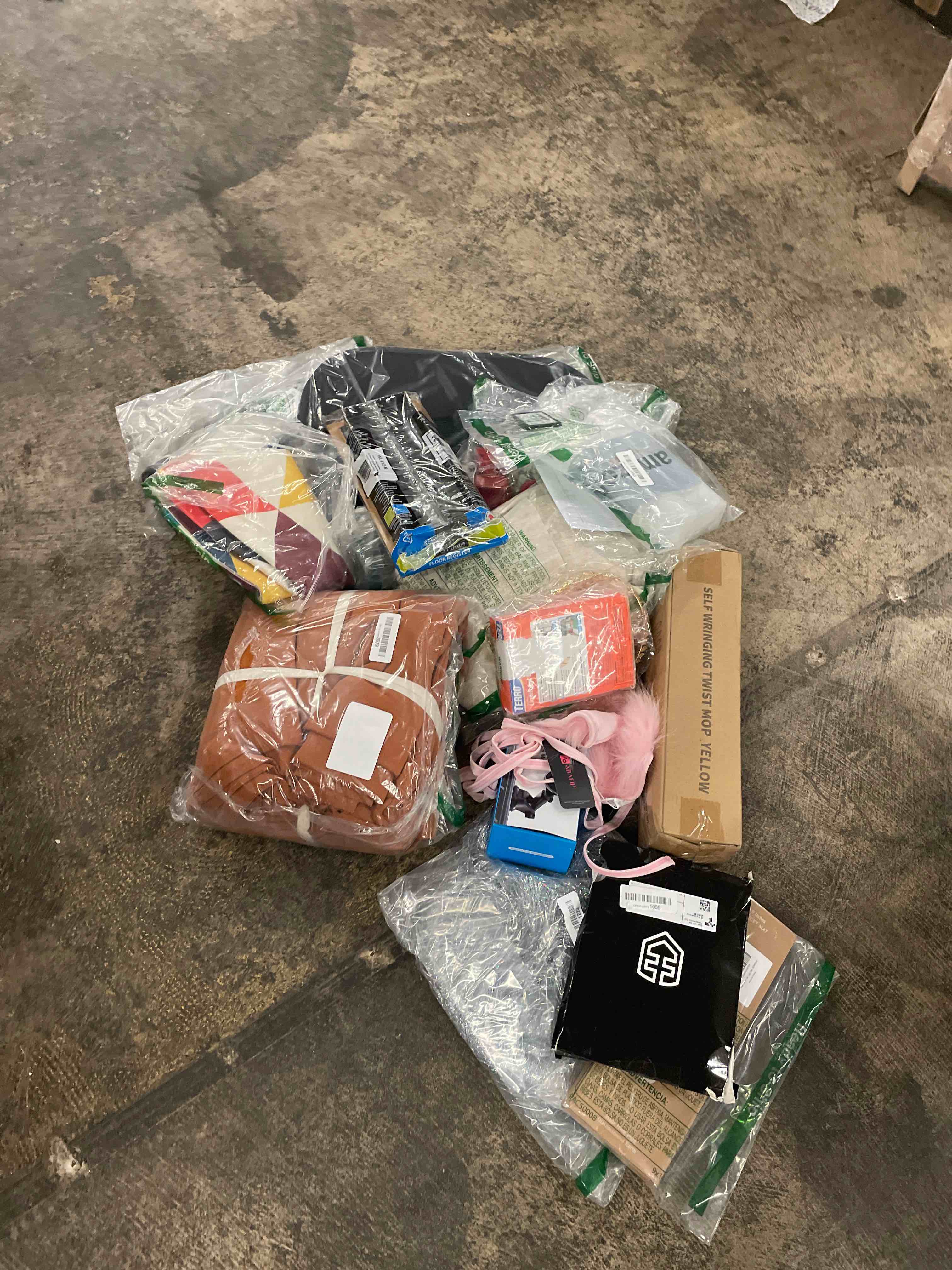https://s3.amazonaws.com/lotting-images-prod/phillipi/ORG5608350_1755505778936.jpeg