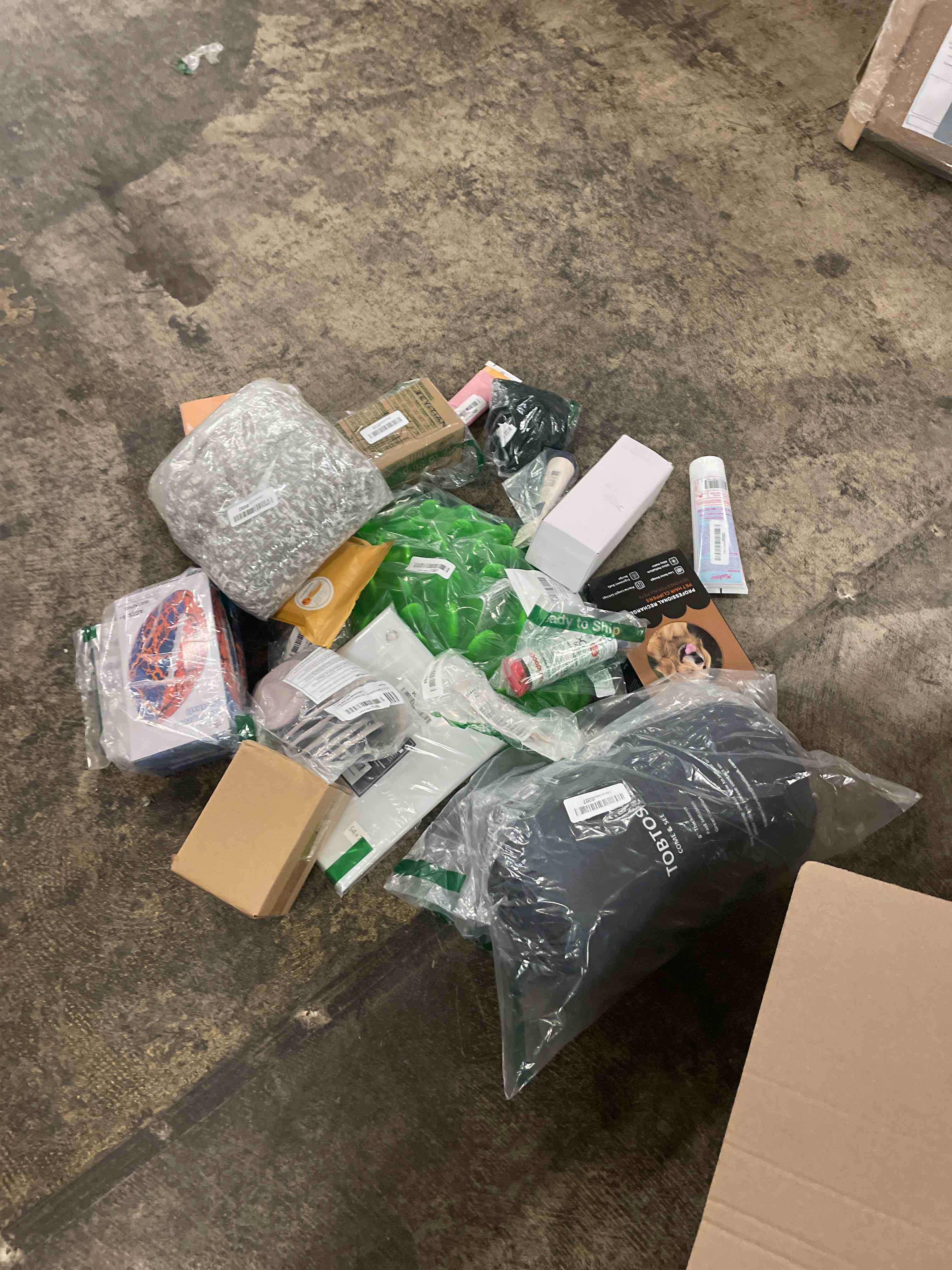 https://s3.amazonaws.com/lotting-images-prod/phillipi/ORG5608354_1755504964235.jpeg