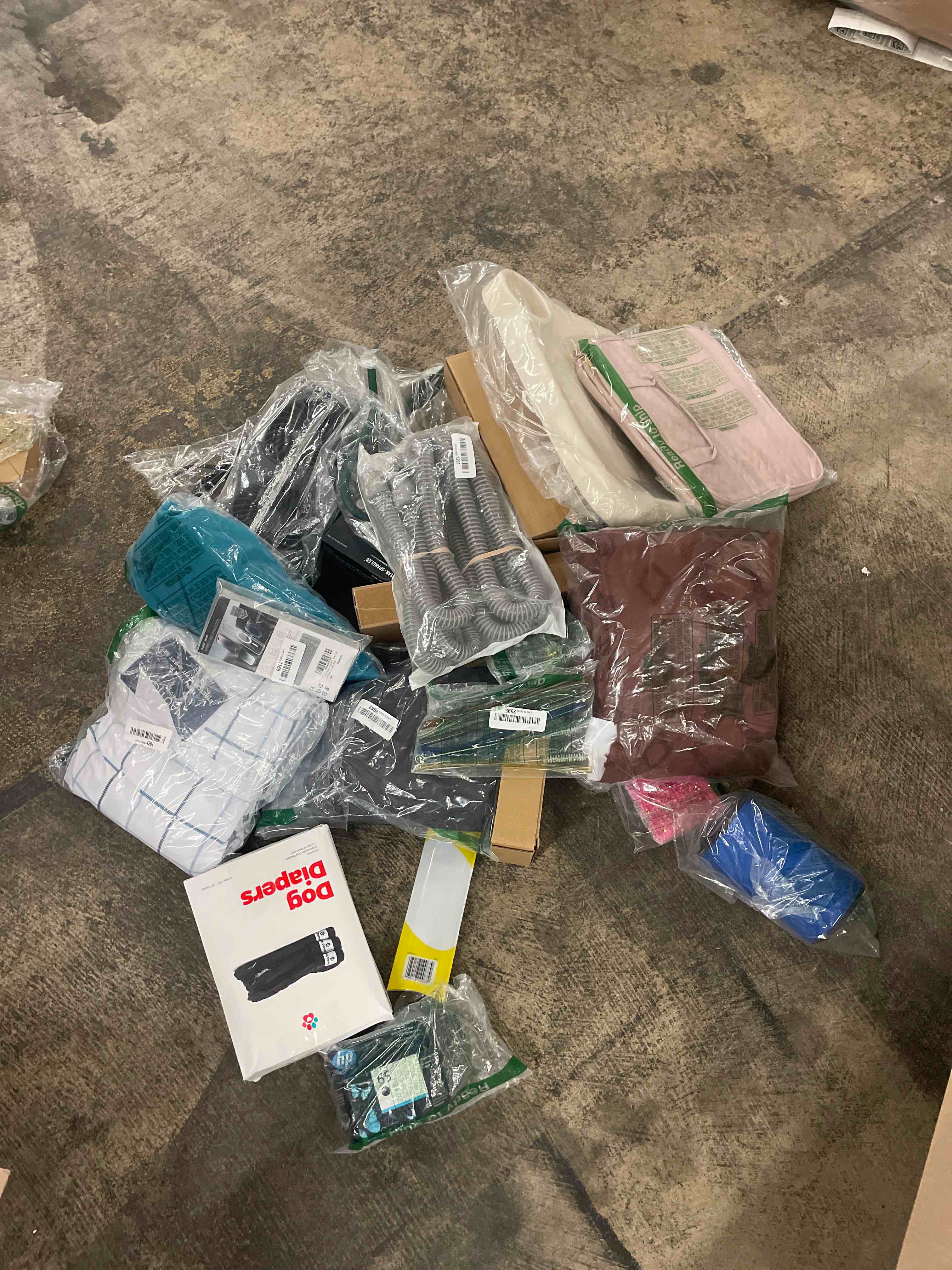 https://s3.amazonaws.com/lotting-images-prod/phillipi/ORG5608358_1755504154479.jpeg