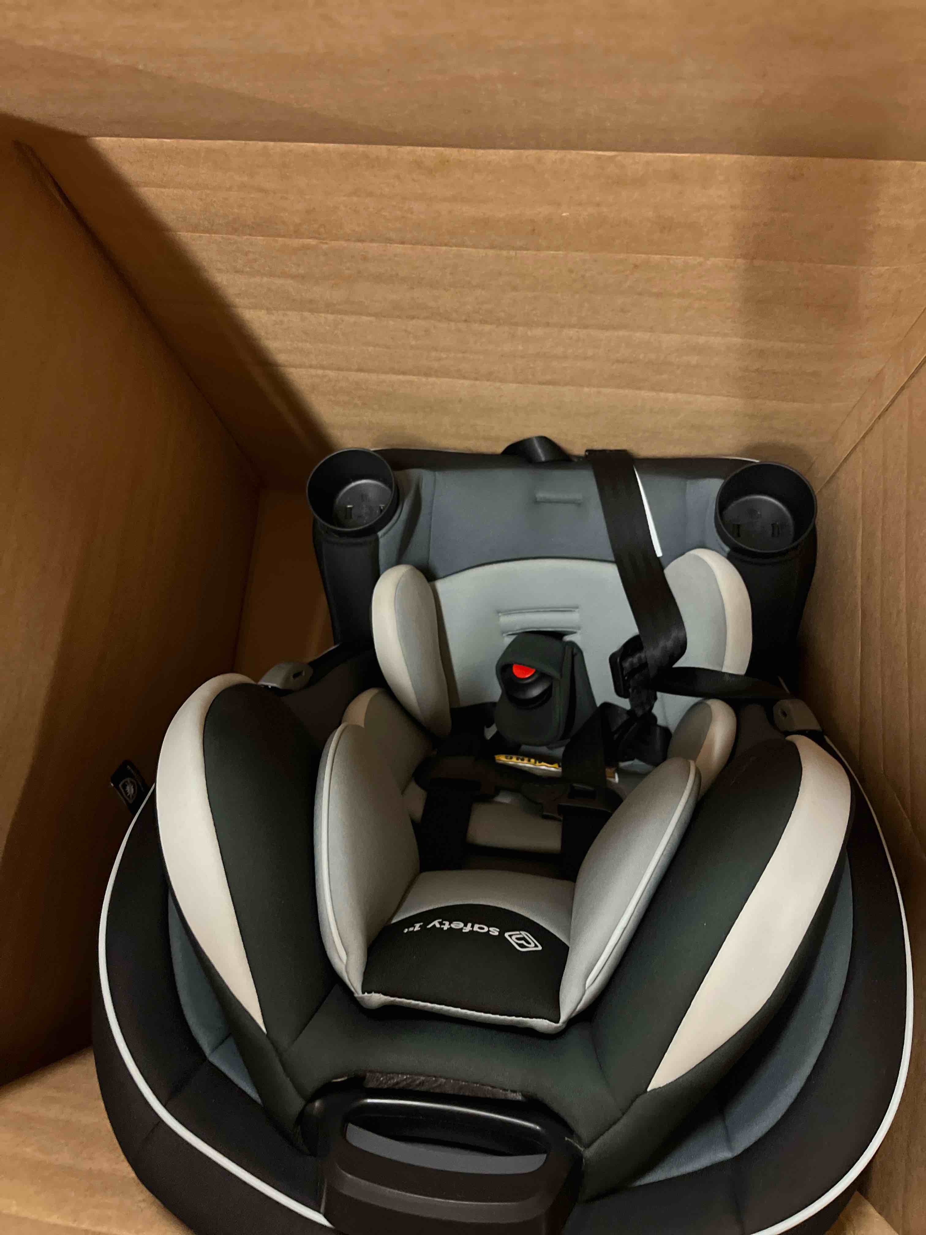 https://s3.amazonaws.com/lotting-images-prod/phillipi/ORG5611679_1751638962654.jpeg