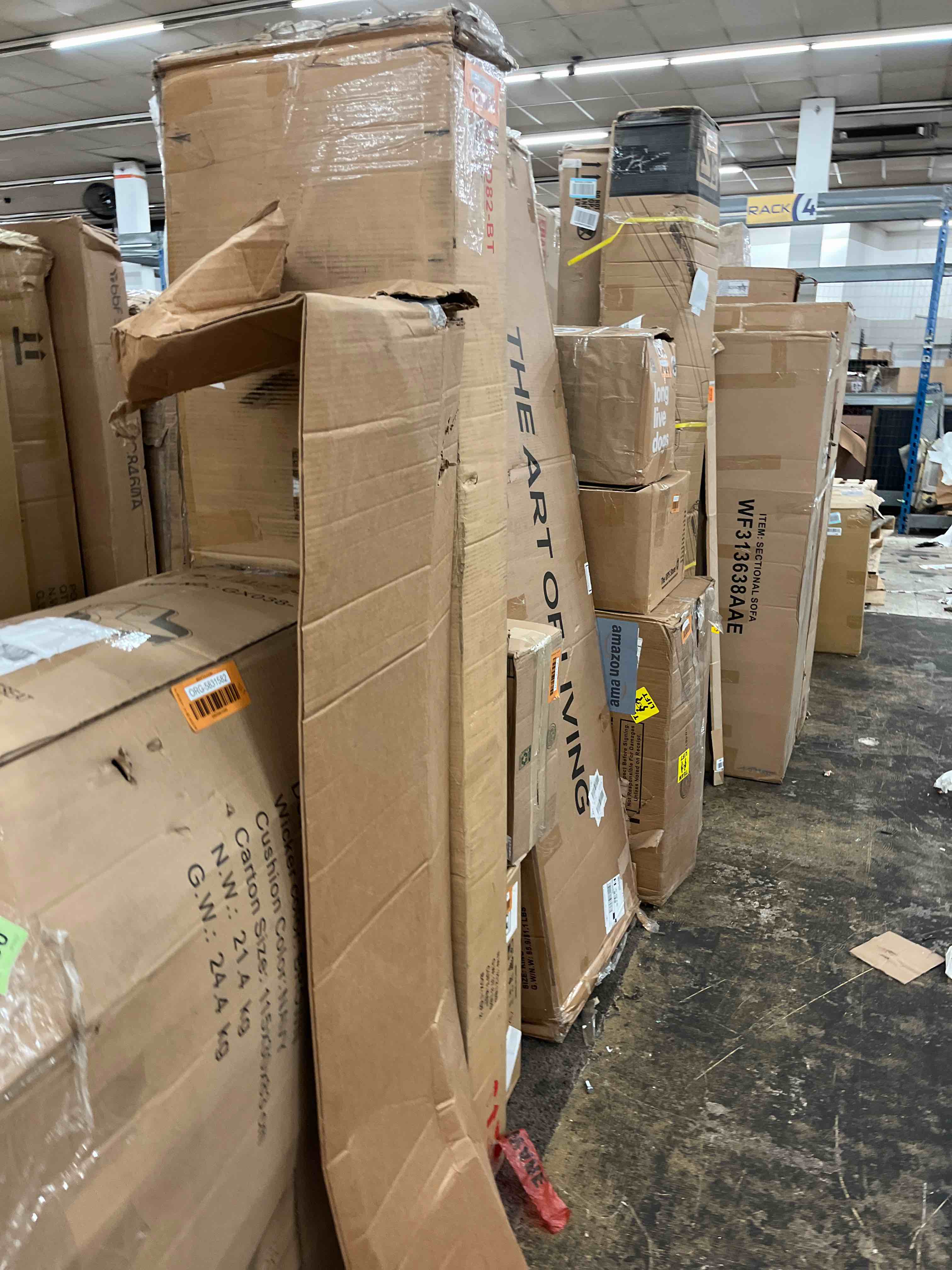 https://s3.amazonaws.com/lotting-images-prod/phillipi/ORG5831586_1720078799804.jpeg