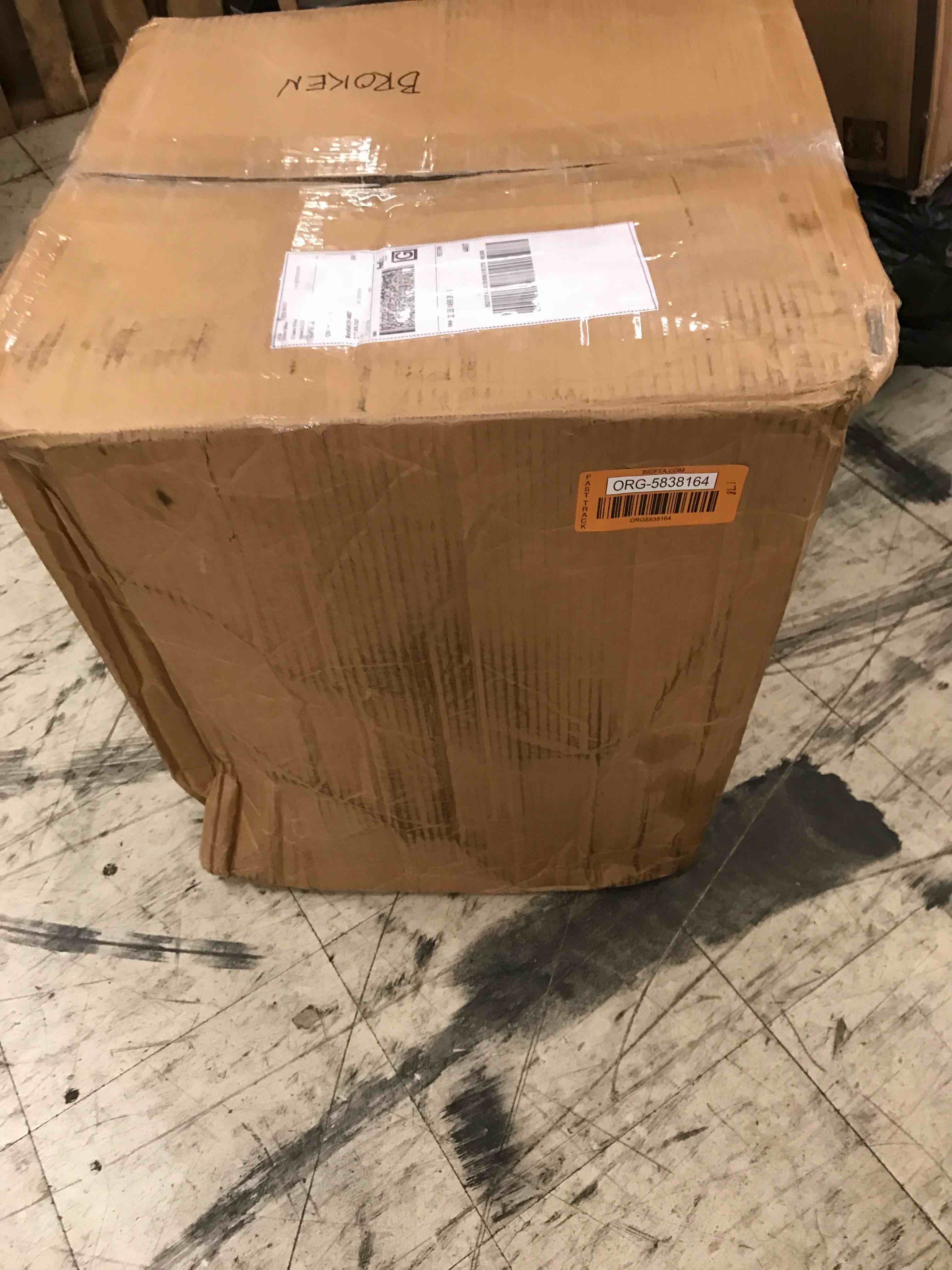 https://s3.amazonaws.com/lotting-images-prod/phillipi/ORG5838164_1718580610998.jpeg