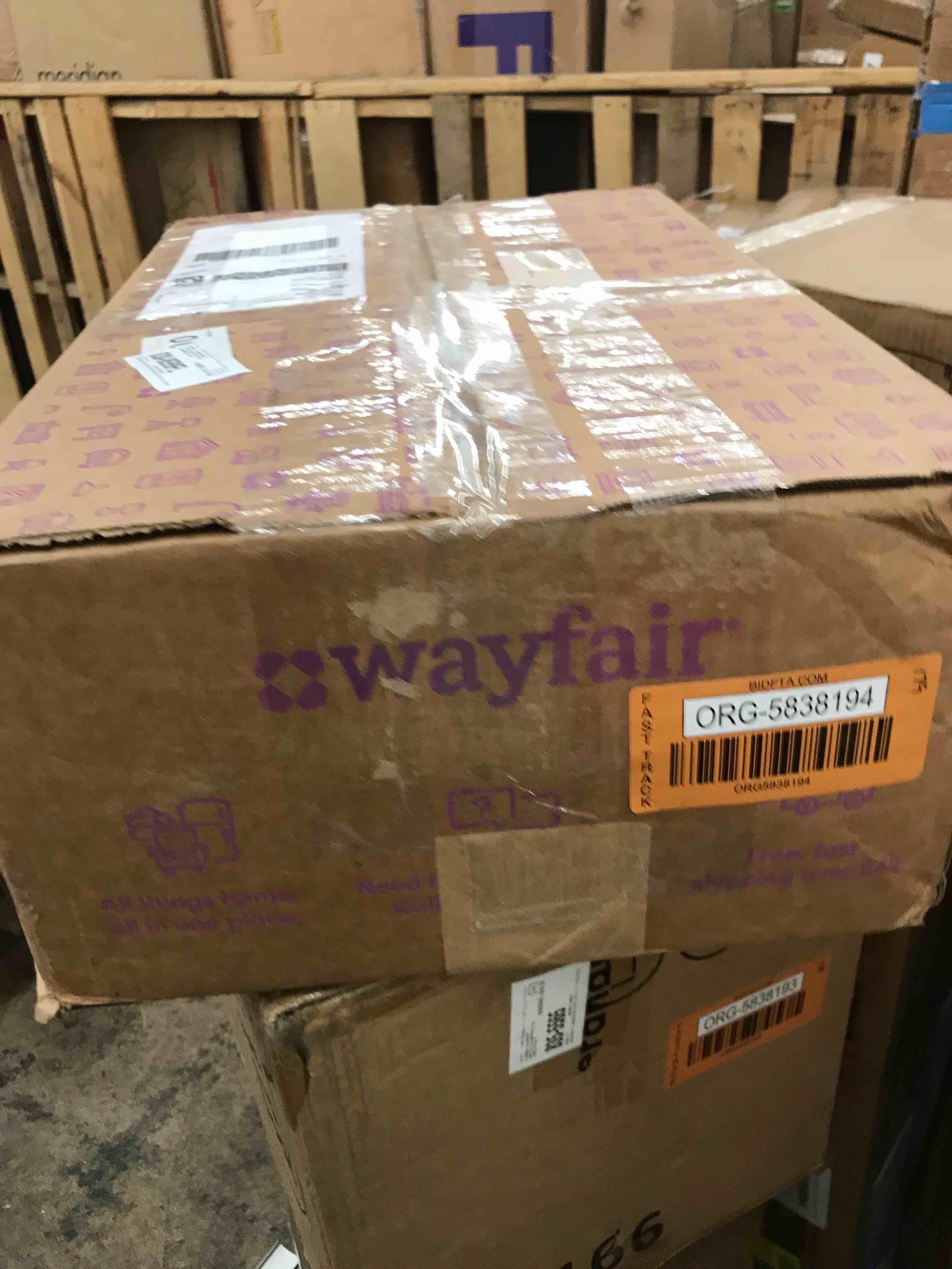 https://s3.amazonaws.com/lotting-images-prod/phillipi/ORG5838194_1718586853331.jpeg