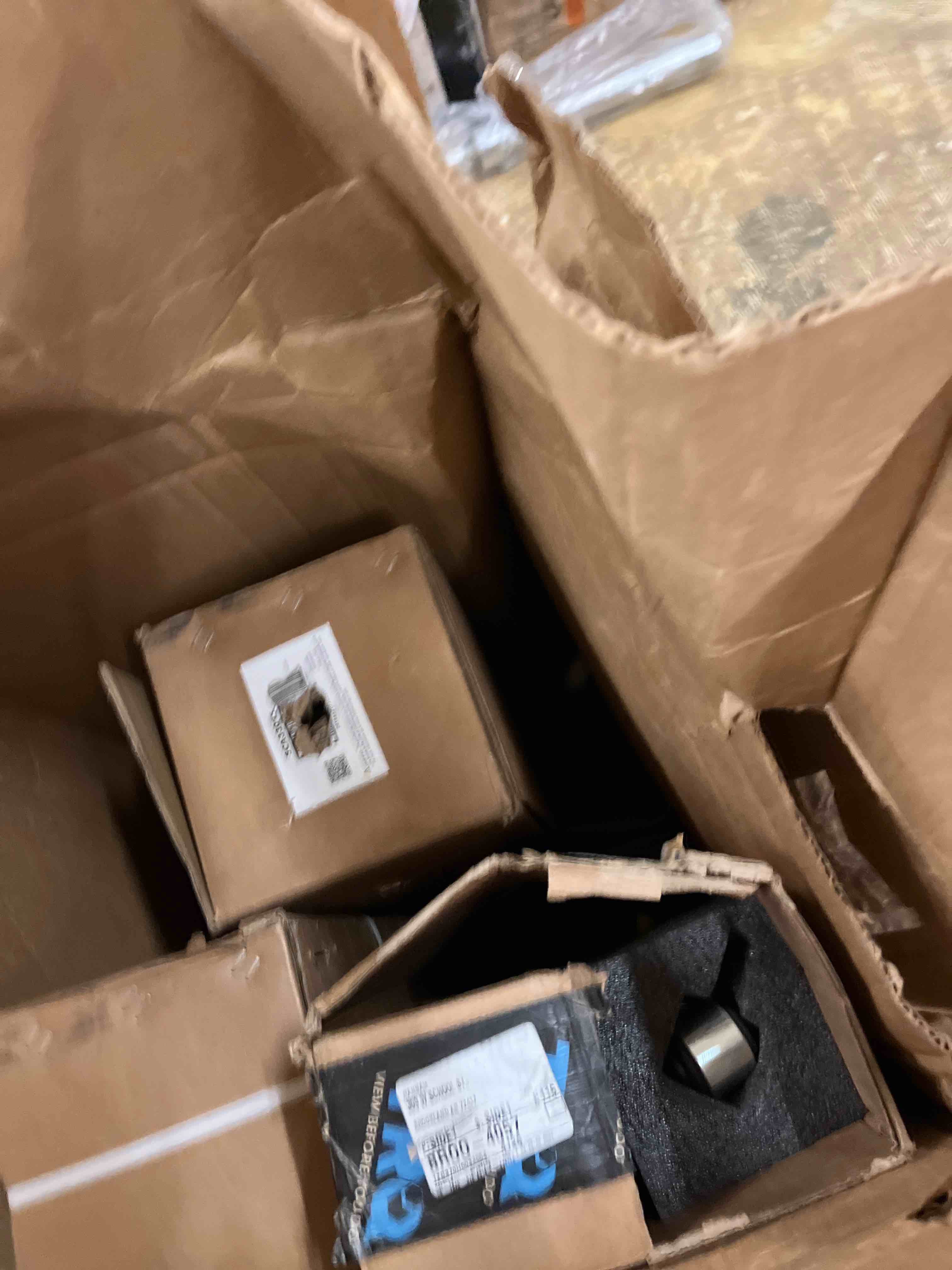 https://s3.amazonaws.com/lotting-images-prod/phillipi/ORG5838732_1712819295460.jpeg
