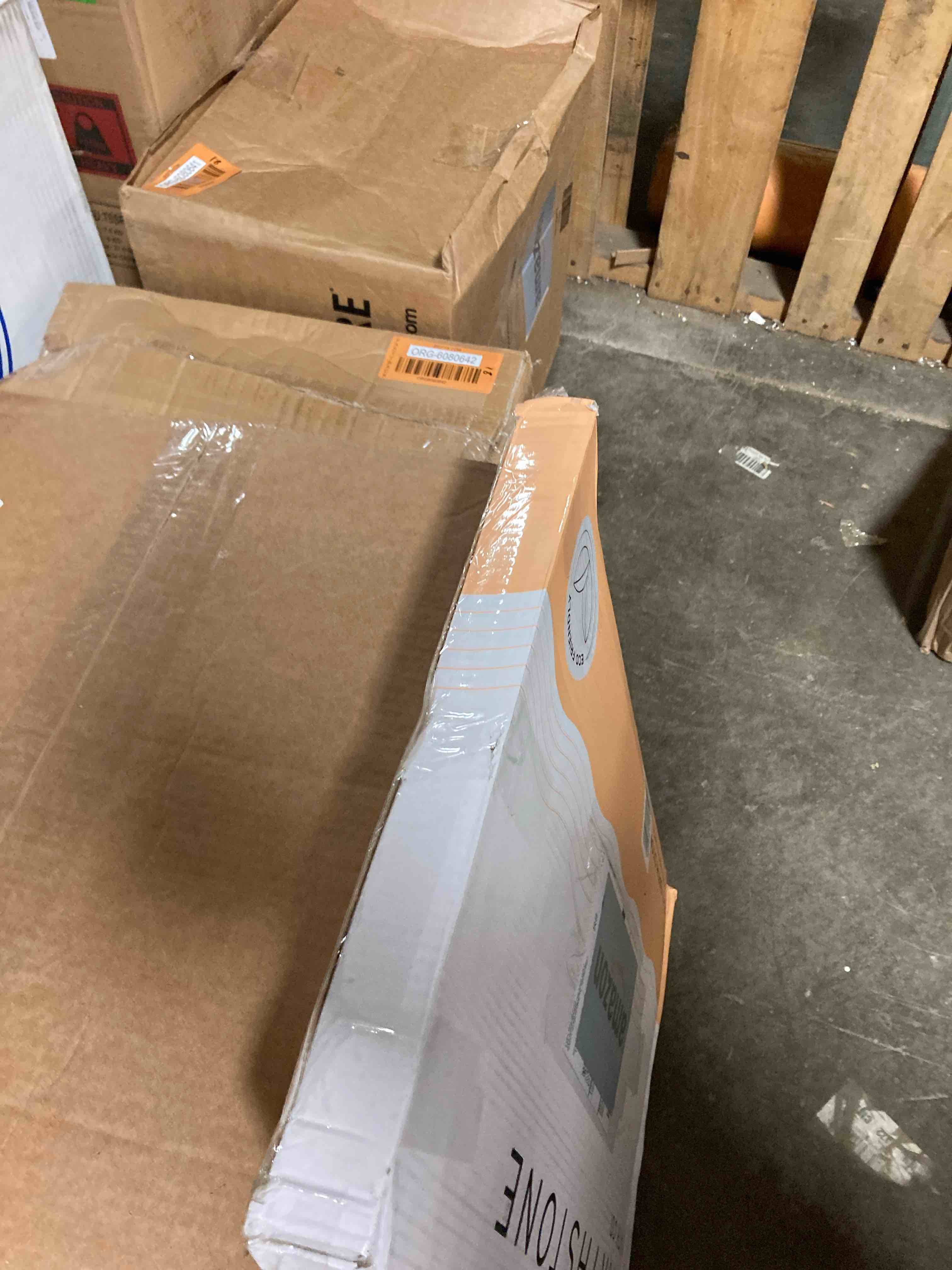 https://s3.amazonaws.com/lotting-images-prod/phillipi/ORG6080644_1712086678803.jpeg
