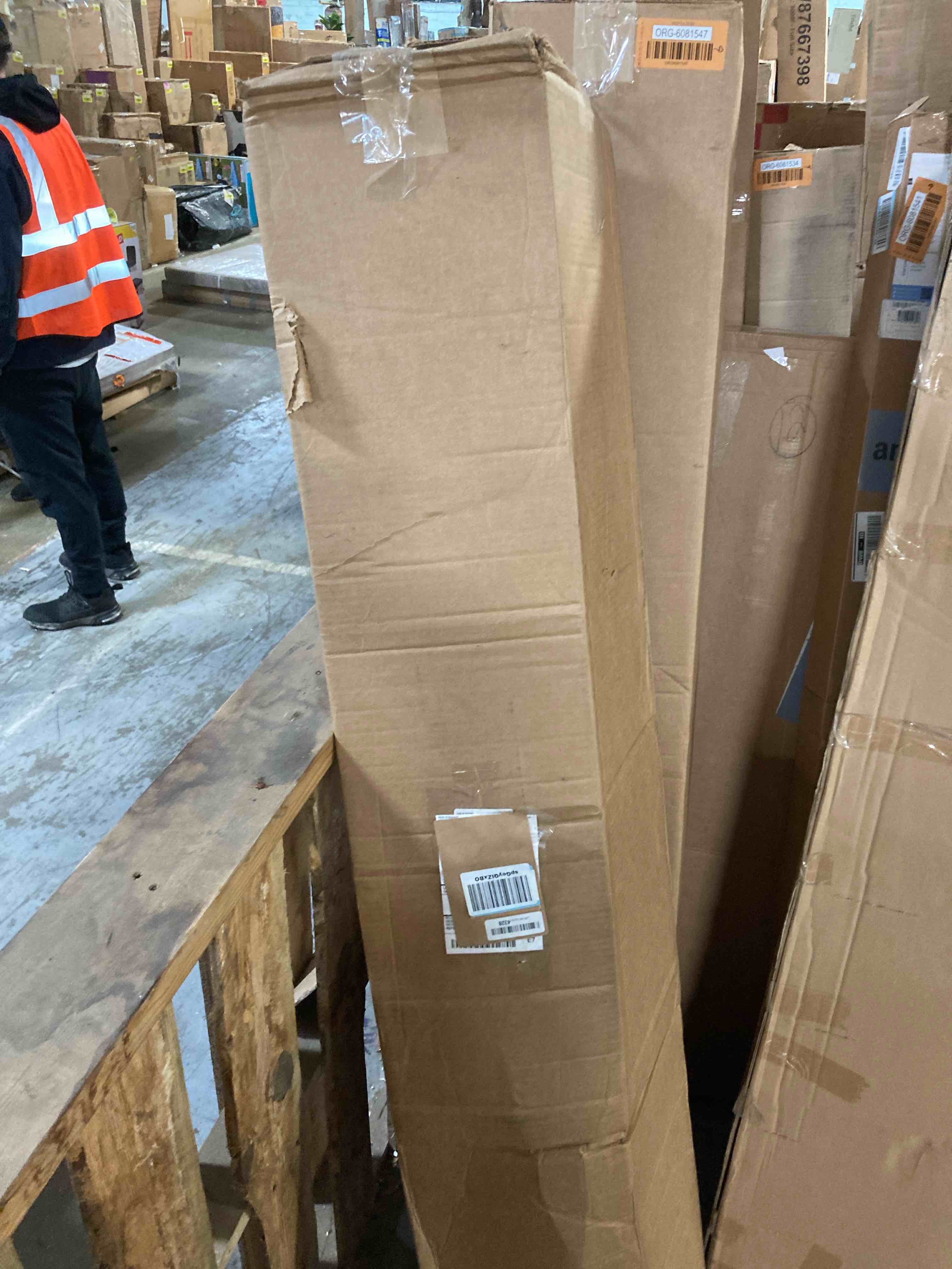 https://s3.amazonaws.com/lotting-images-prod/phillipi/ORG6081548_1712852635211.jpeg