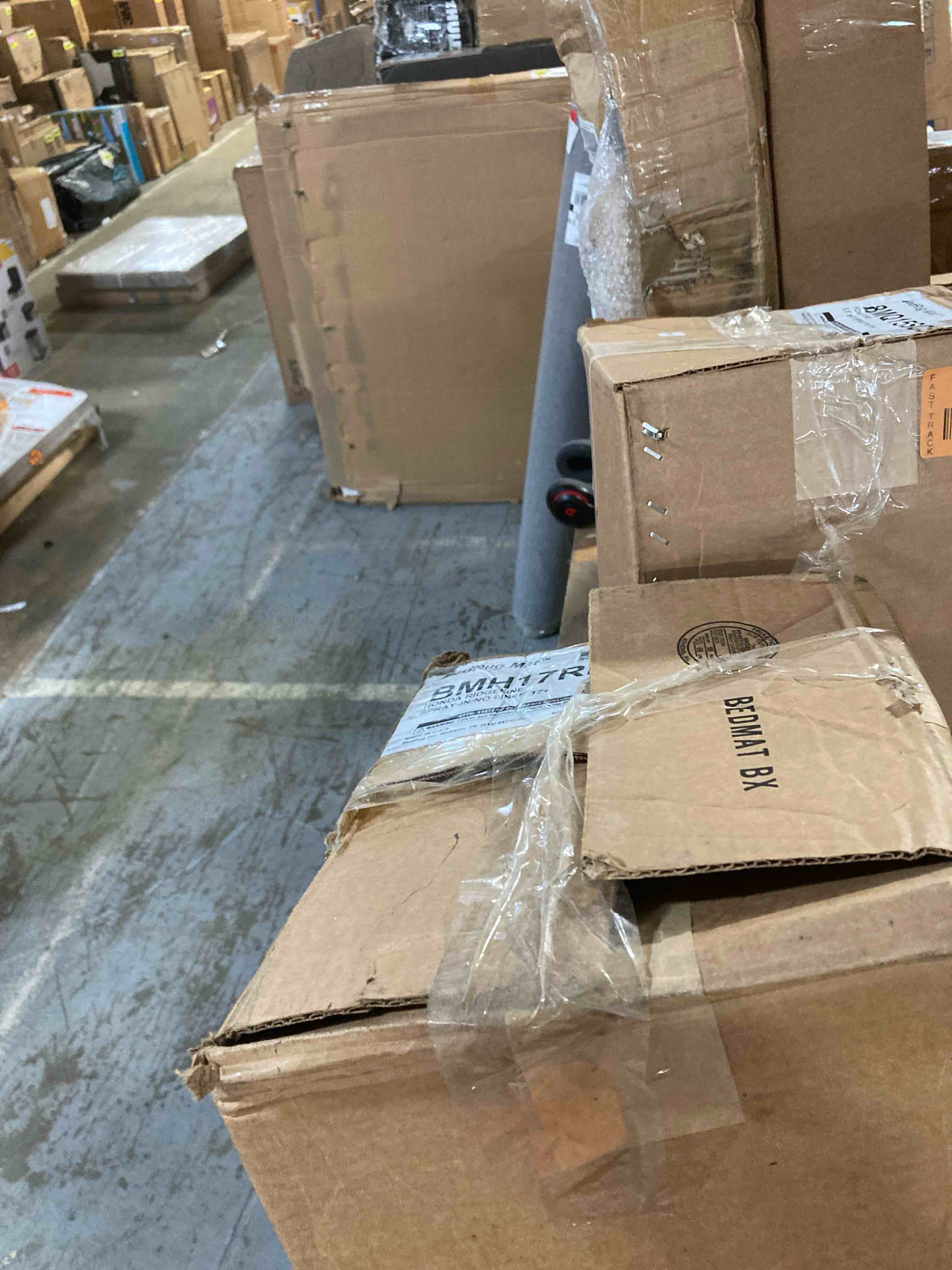 https://s3.amazonaws.com/lotting-images-prod/phillipi/ORG6081548_1712852638693.jpeg