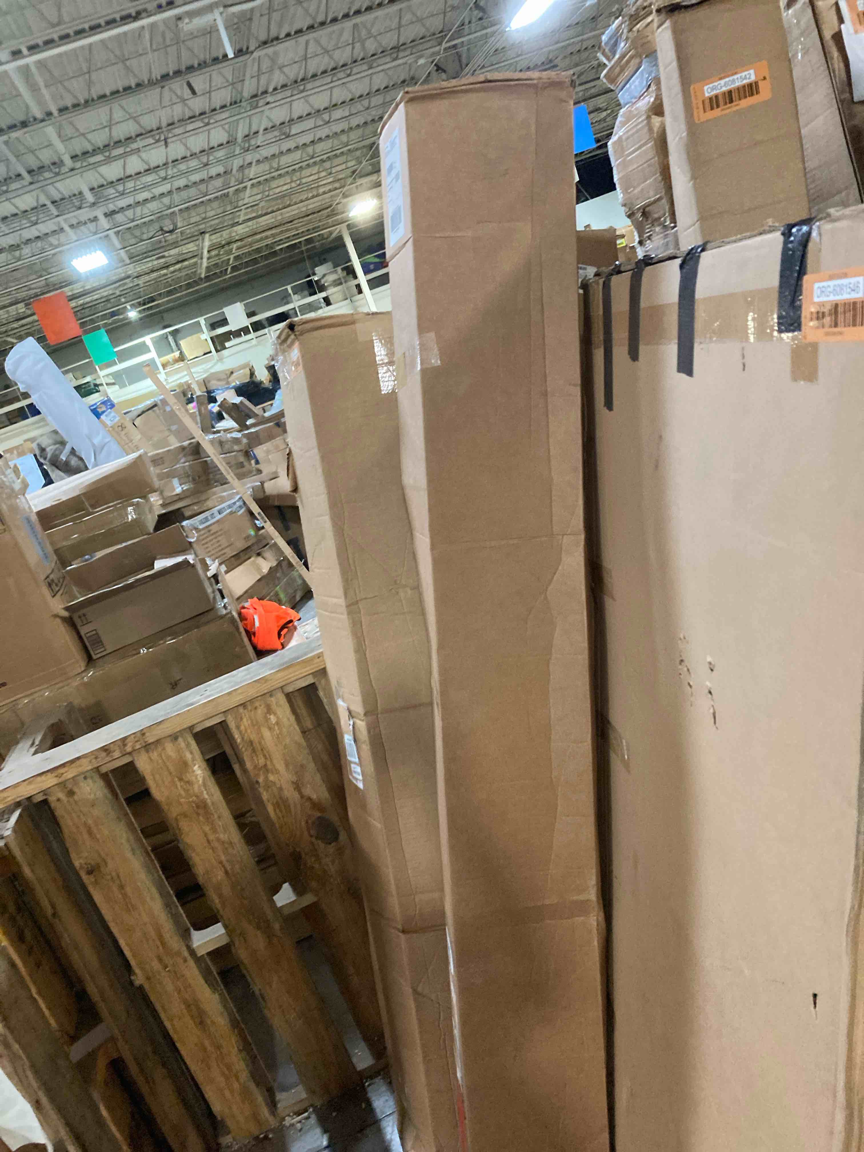 https://s3.amazonaws.com/lotting-images-prod/phillipi/ORG6081549_1712852781908.jpeg