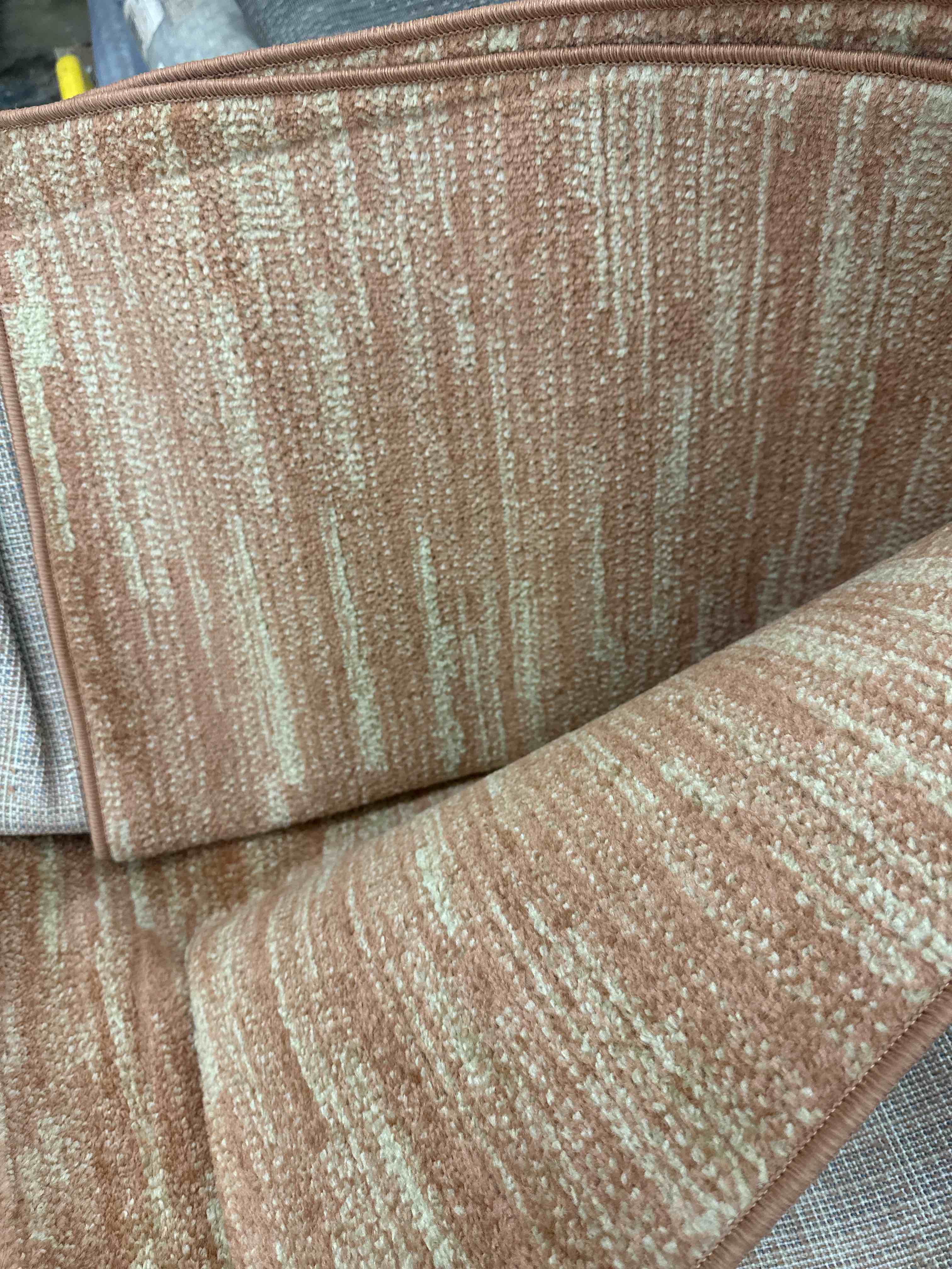 JONATHAN Y SEU100M-5 Haze Solid Low-Pile Indoor Area Rug, Solid, Easy Cleaning, Bedroom, Dining Room, Kitchen, Living Room, Non Shedding, Orange, 5 X 8