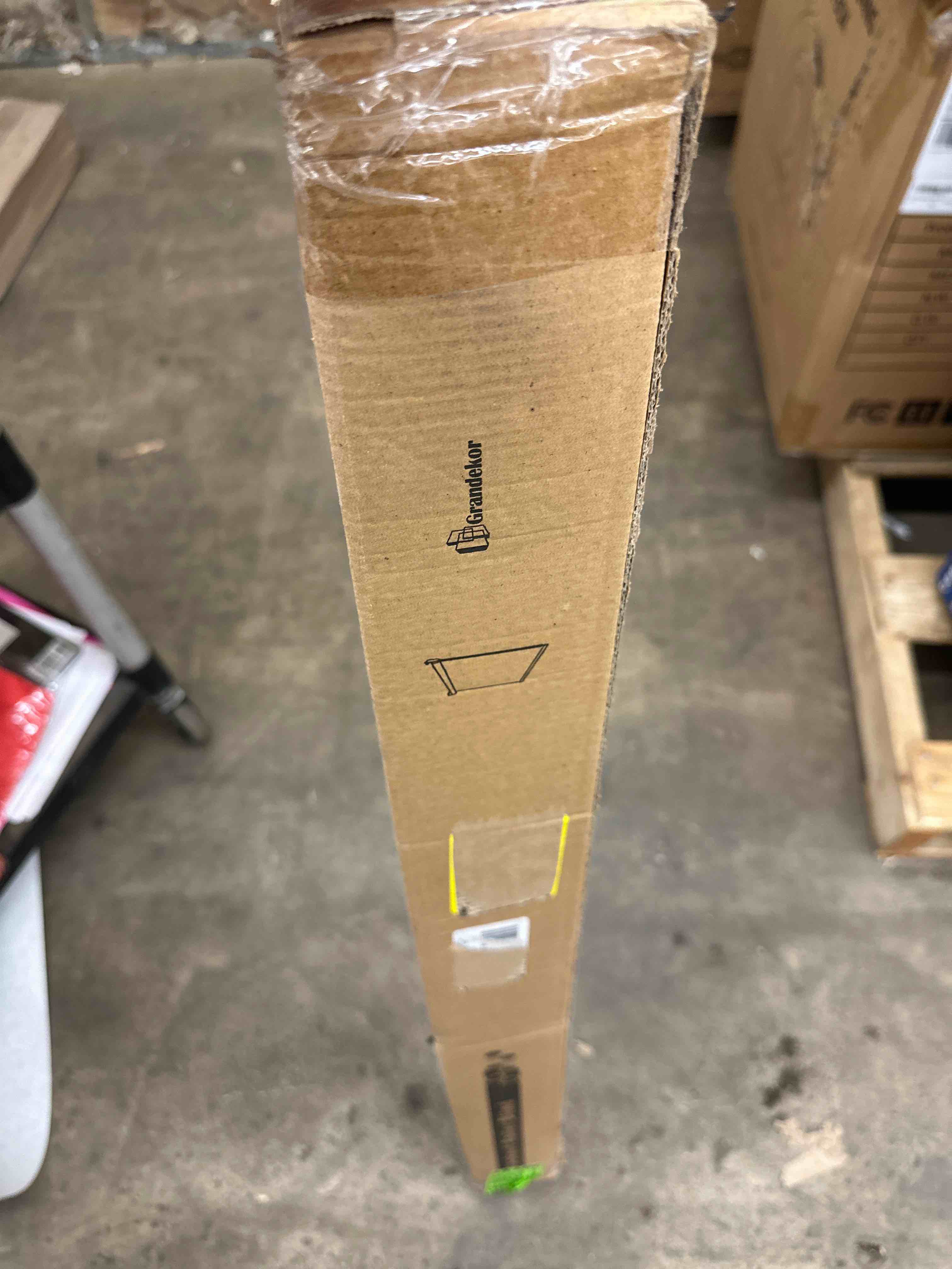 https://s3.amazonaws.com/lotting-images-prod/phillipi/ORG6084082_1730390103066.jpeg