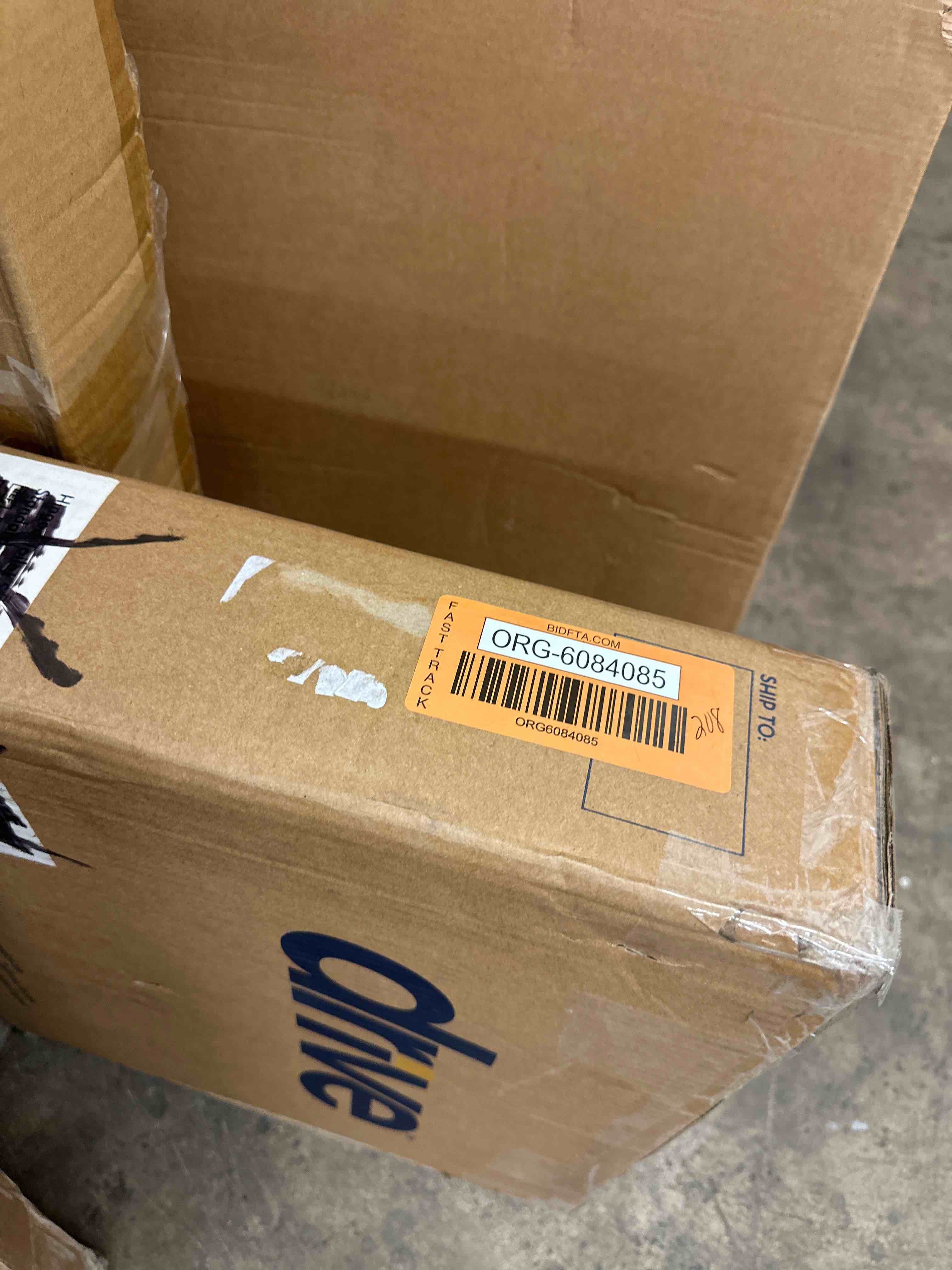 https://s3.amazonaws.com/lotting-images-prod/phillipi/ORG6084085_1730391224186.jpeg