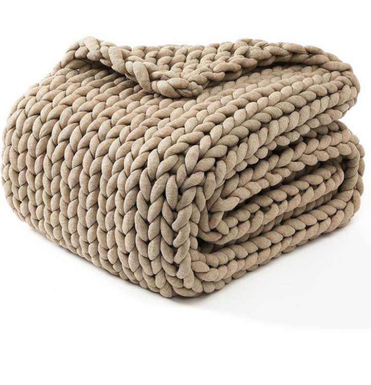 YnM Chunky Throw Blanket, Medium-Weight, Hand Knitted, Skin Friendly, Ventilated and Breathable, Machine Washable, Home Décor Piece for Couch, Sofa and Bed (Beige, 40x50 Inch)