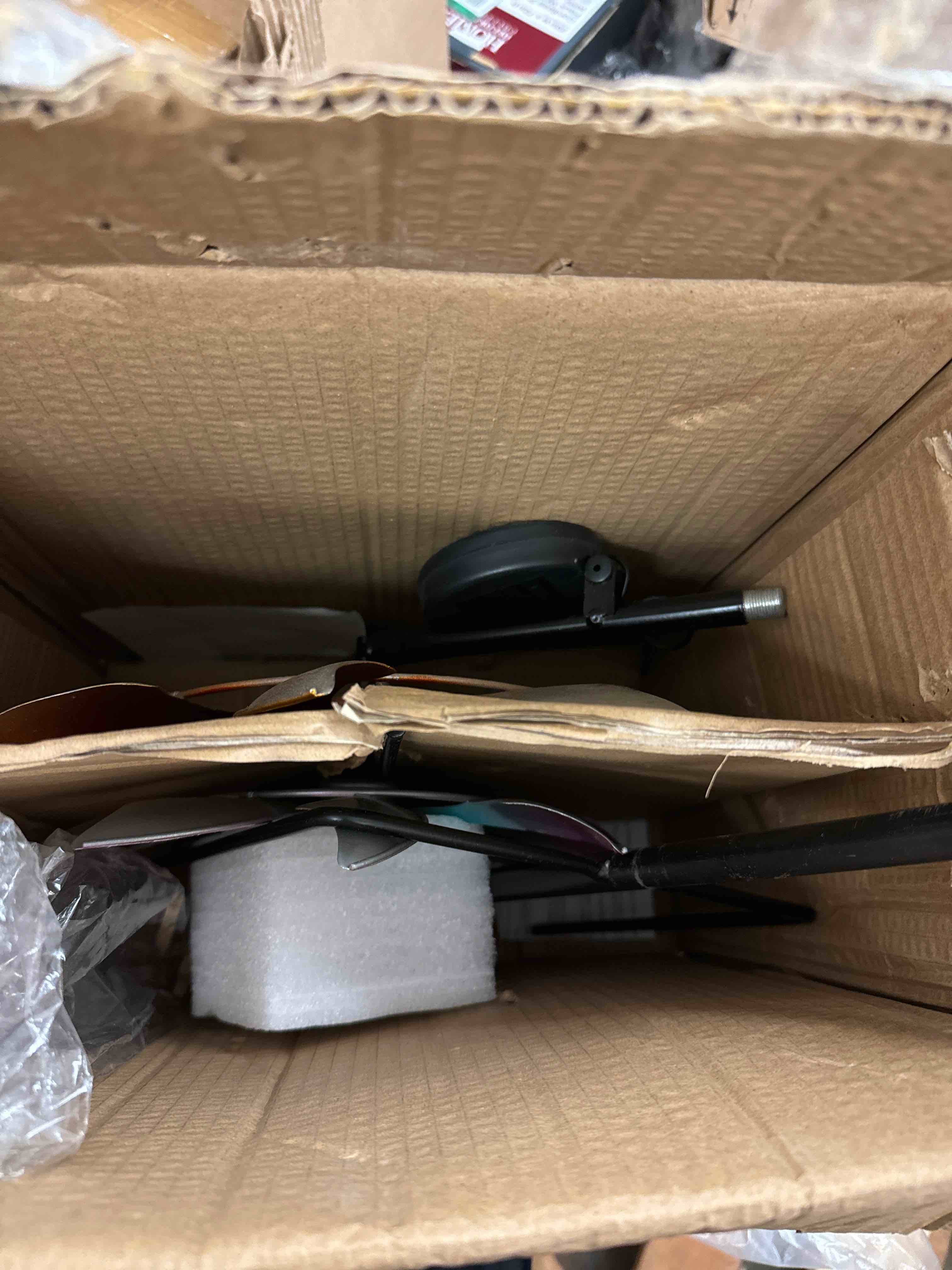 https://s3.amazonaws.com/lotting-images-prod/phillipi/ORG6086586_1716394184436.jpeg