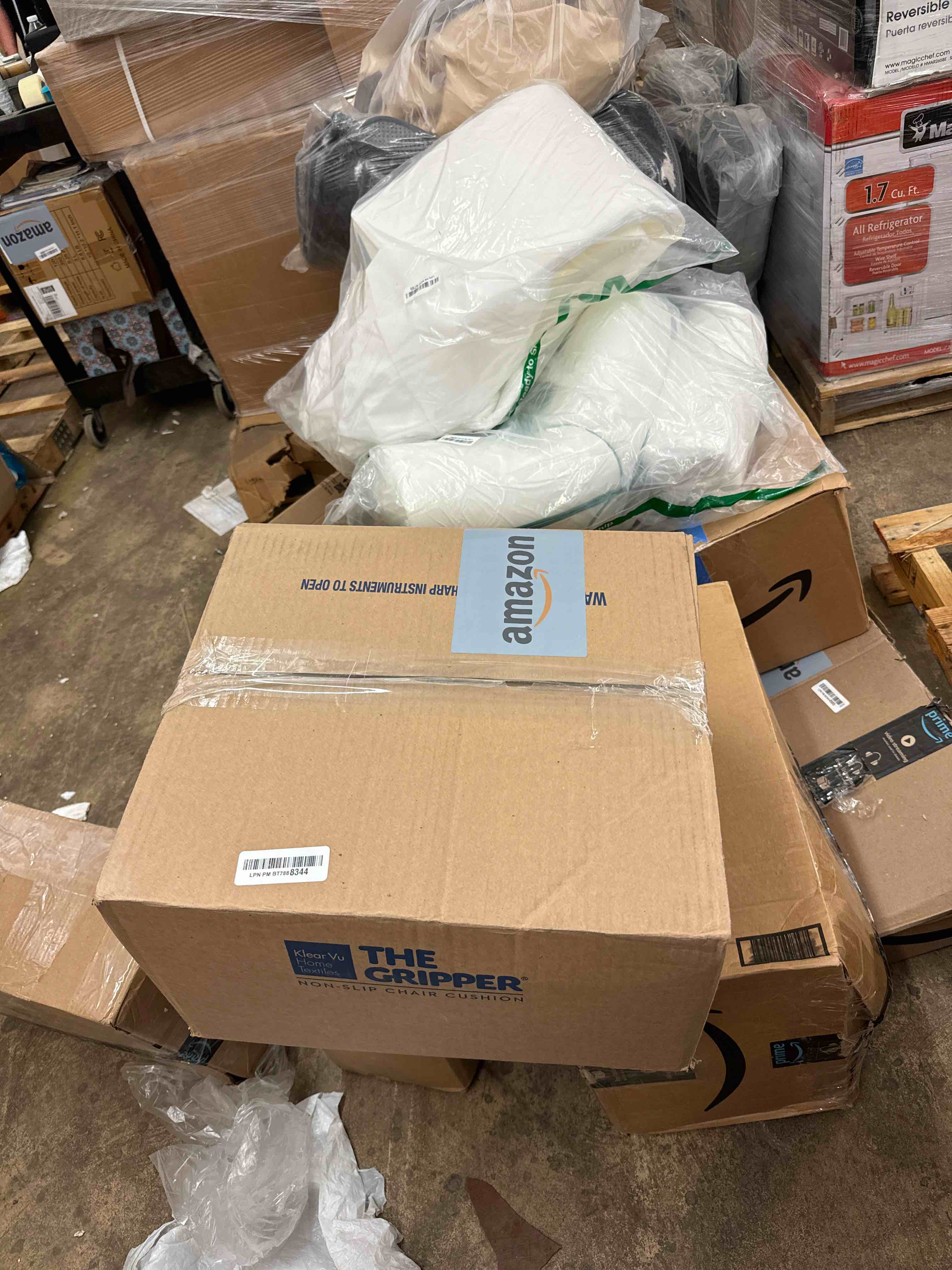 https://s3.amazonaws.com/lotting-images-prod/phillipi/ORG6086615_1716398599493.jpeg