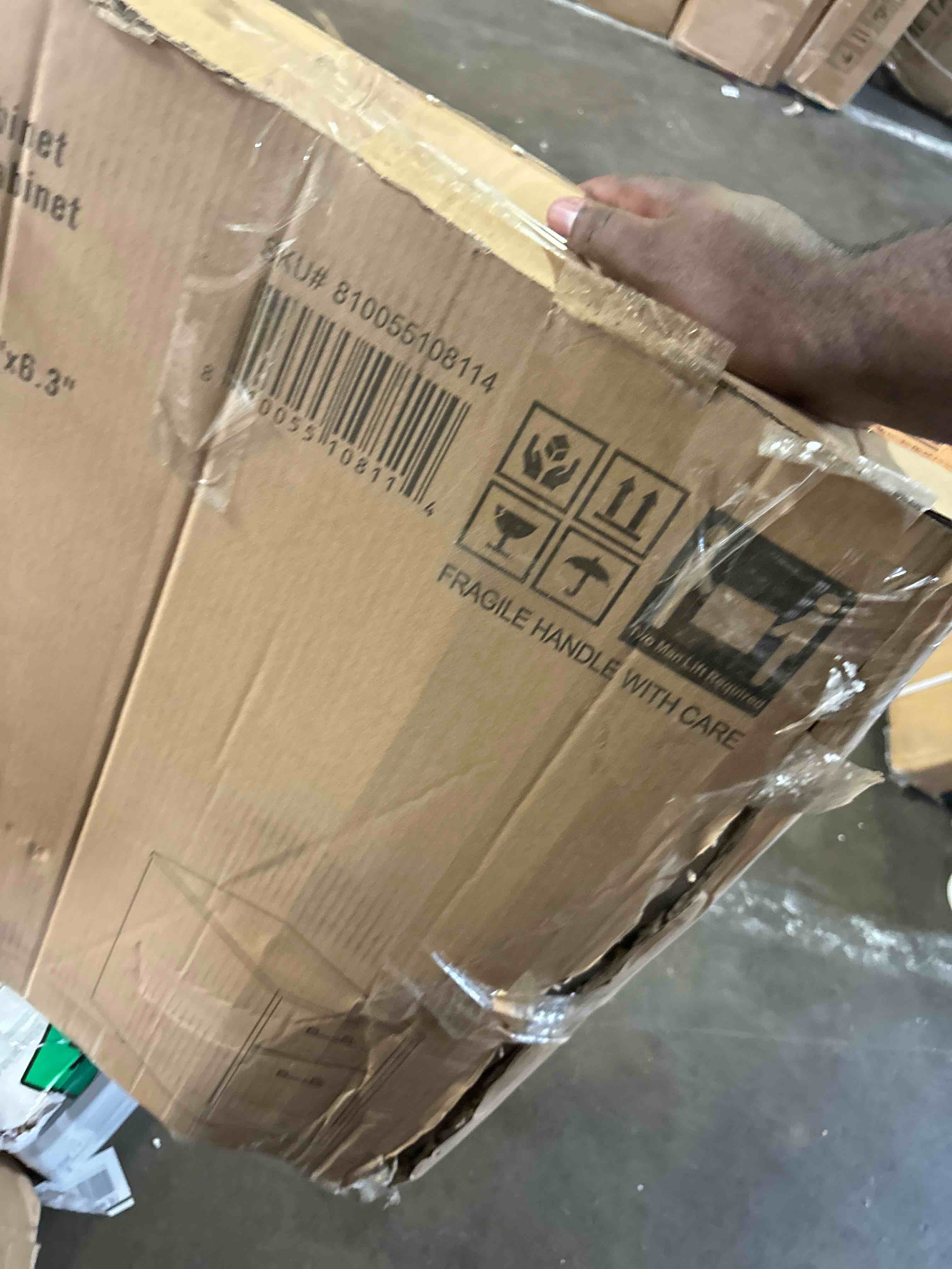 https://s3.amazonaws.com/lotting-images-prod/phillipi/ORG6442170_1722977267420.jpeg