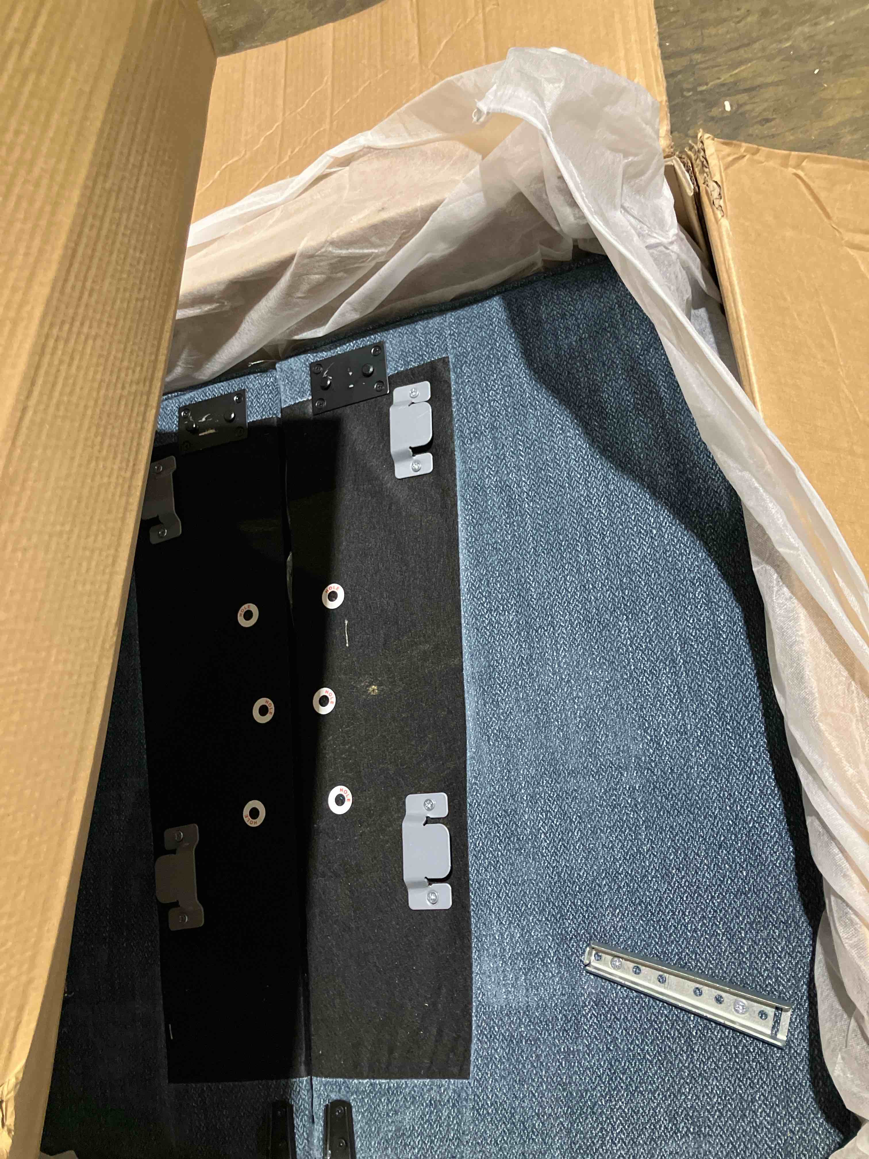 https://s3.amazonaws.com/lotting-images-prod/phillipi/ORG6445898_1721070889992.jpeg