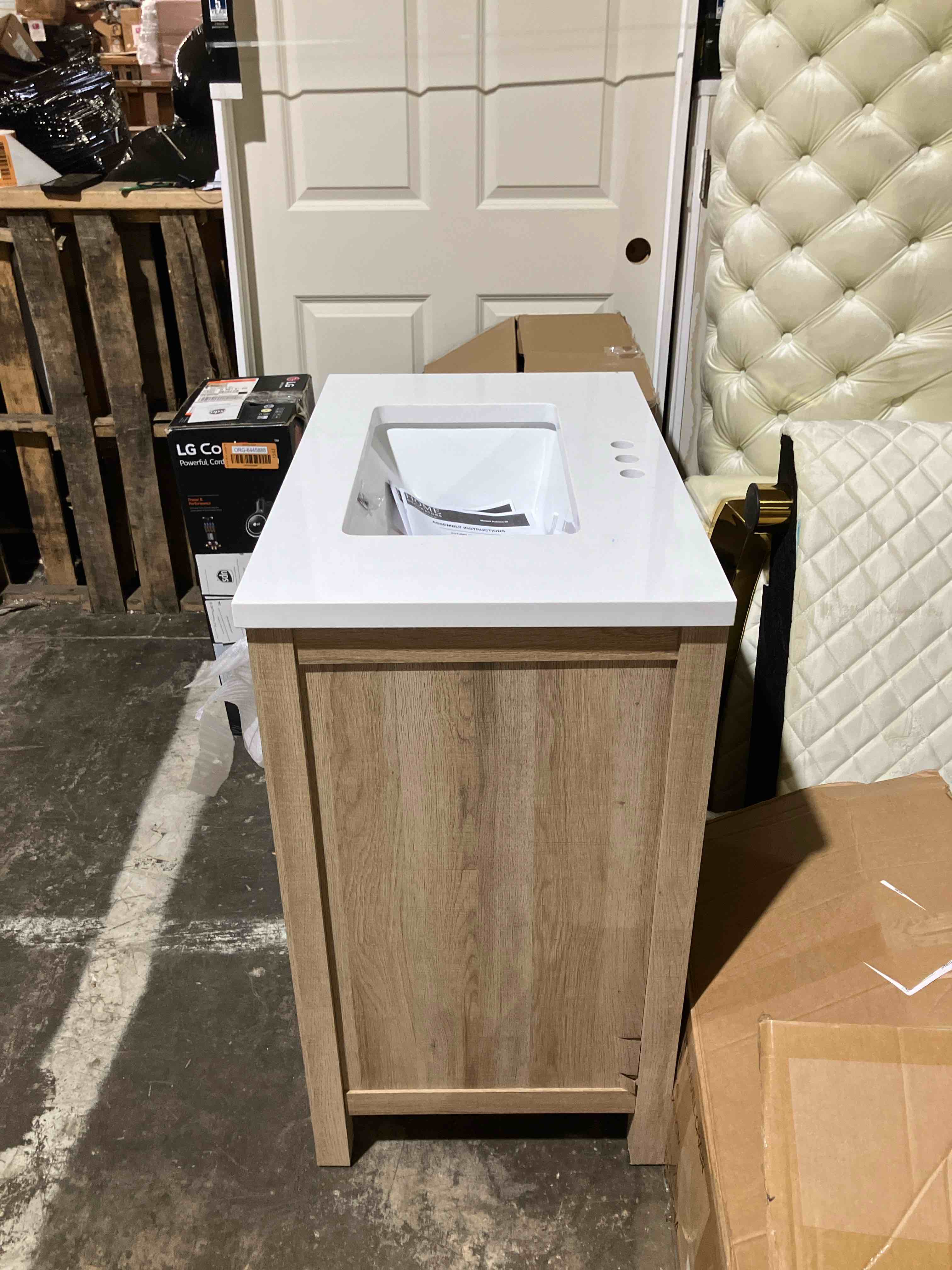 https://s3.amazonaws.com/lotting-images-prod/phillipi/ORG6445903_1721074794837.jpeg