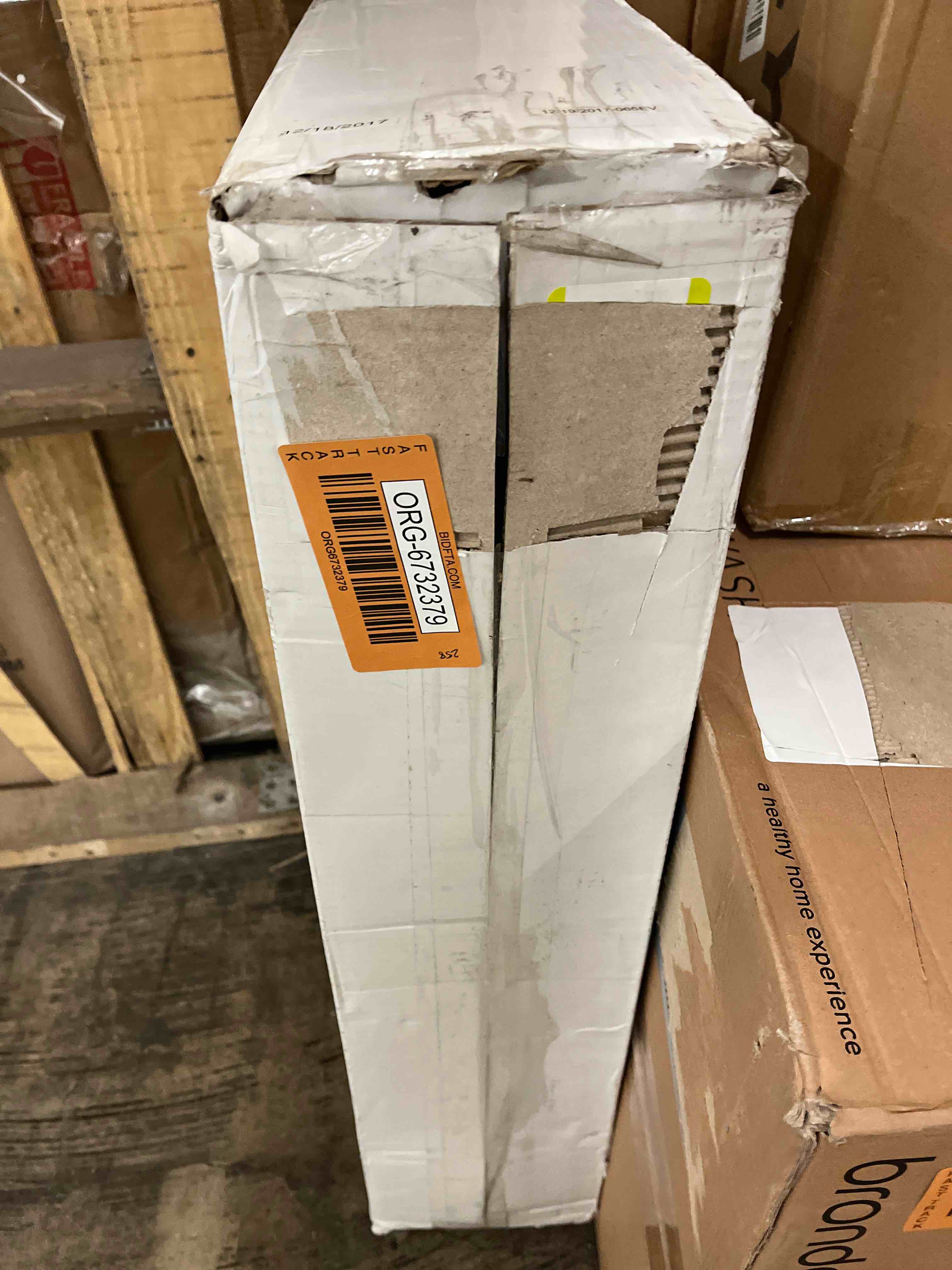 https://s3.amazonaws.com/lotting-images-prod/phillipi/ORG6732379_1739294780381.jpeg