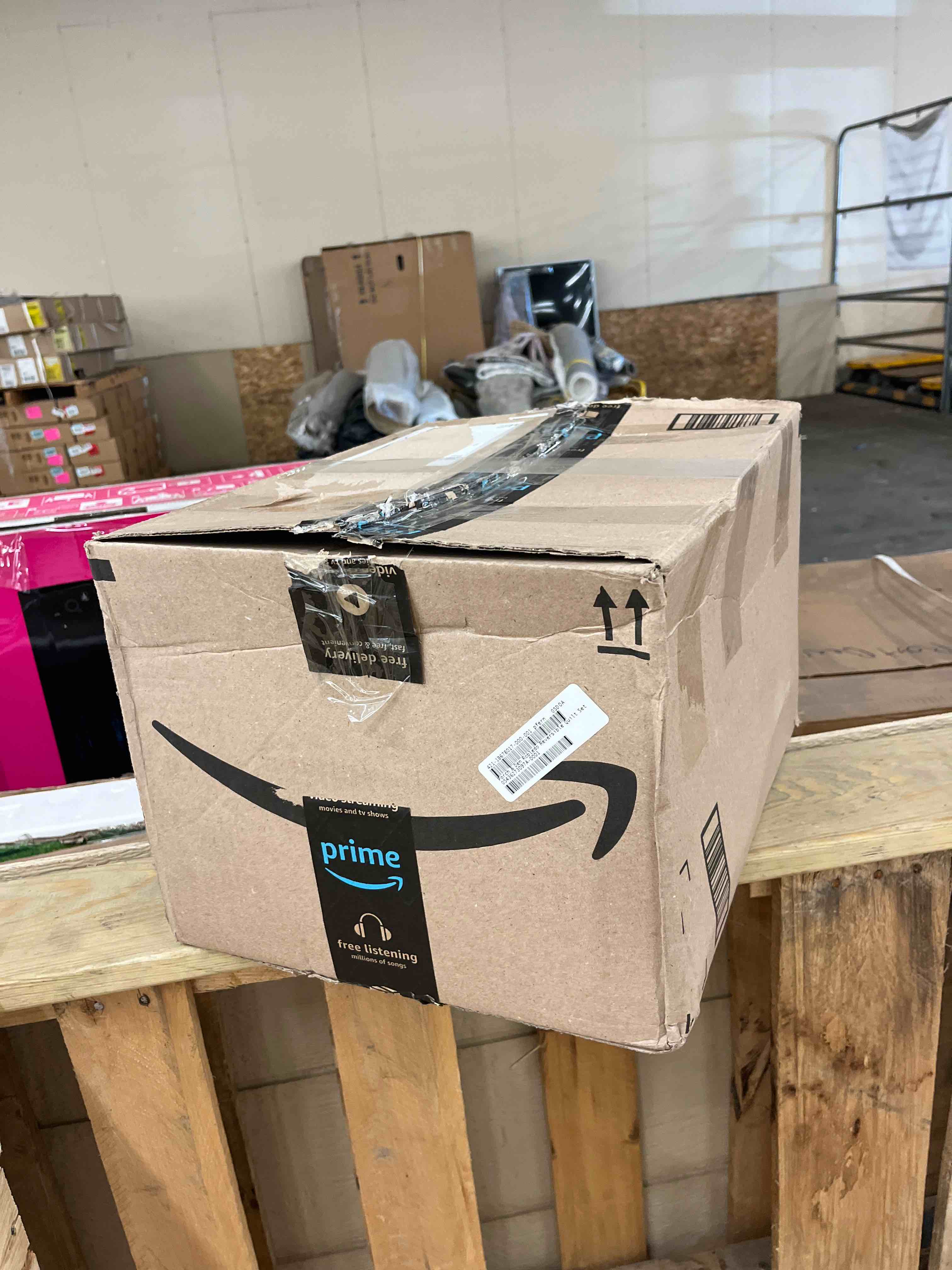 https://s3.amazonaws.com/lotting-images-prod/phillipi/ORG6733279_1725485328309.jpeg