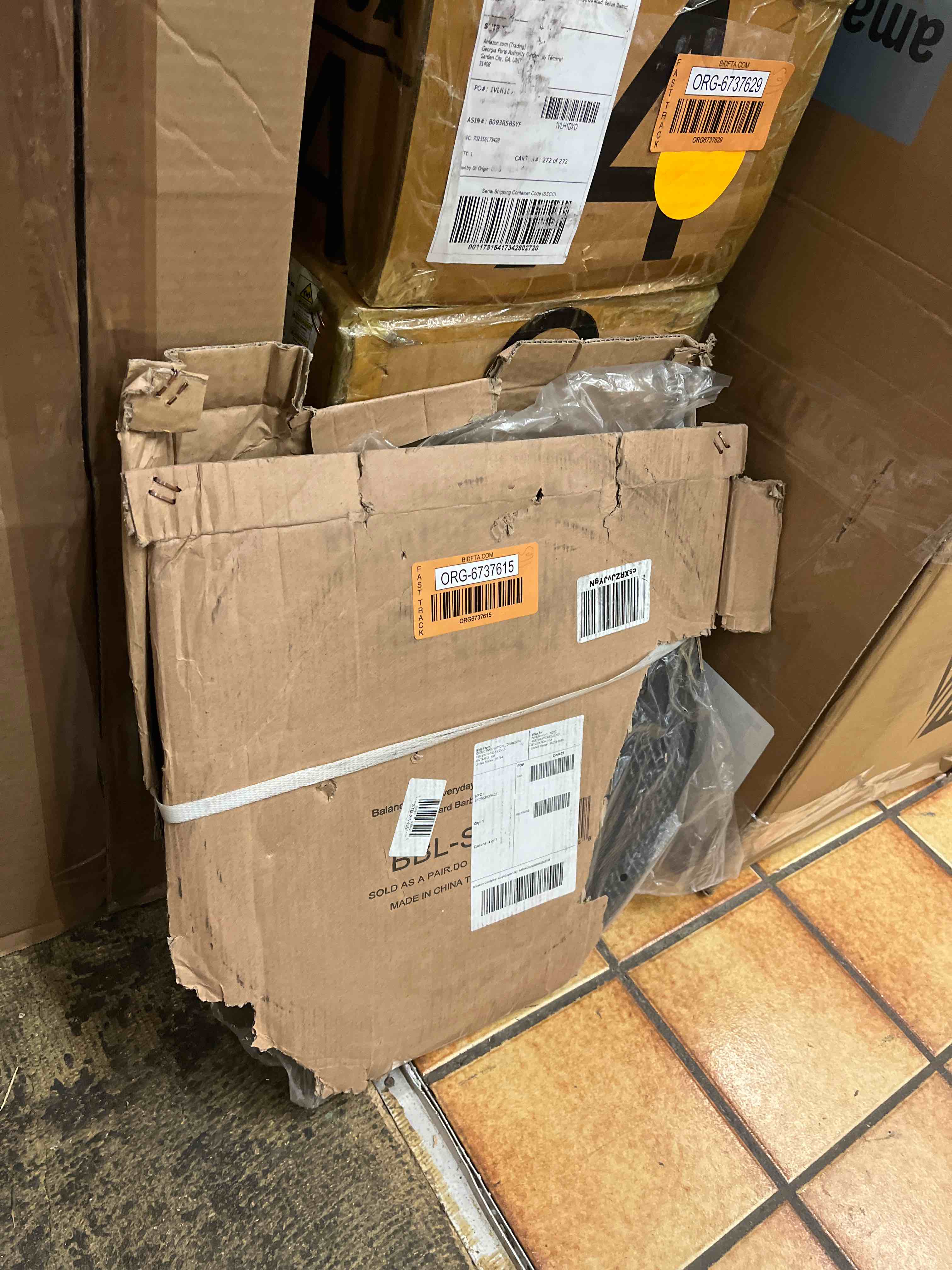 https://s3.amazonaws.com/lotting-images-prod/phillipi/ORG6737615_1738022522429.jpeg