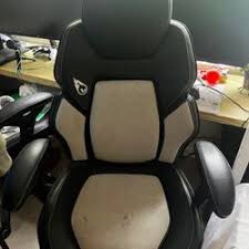 DPS Gaming Chair Two-Toned