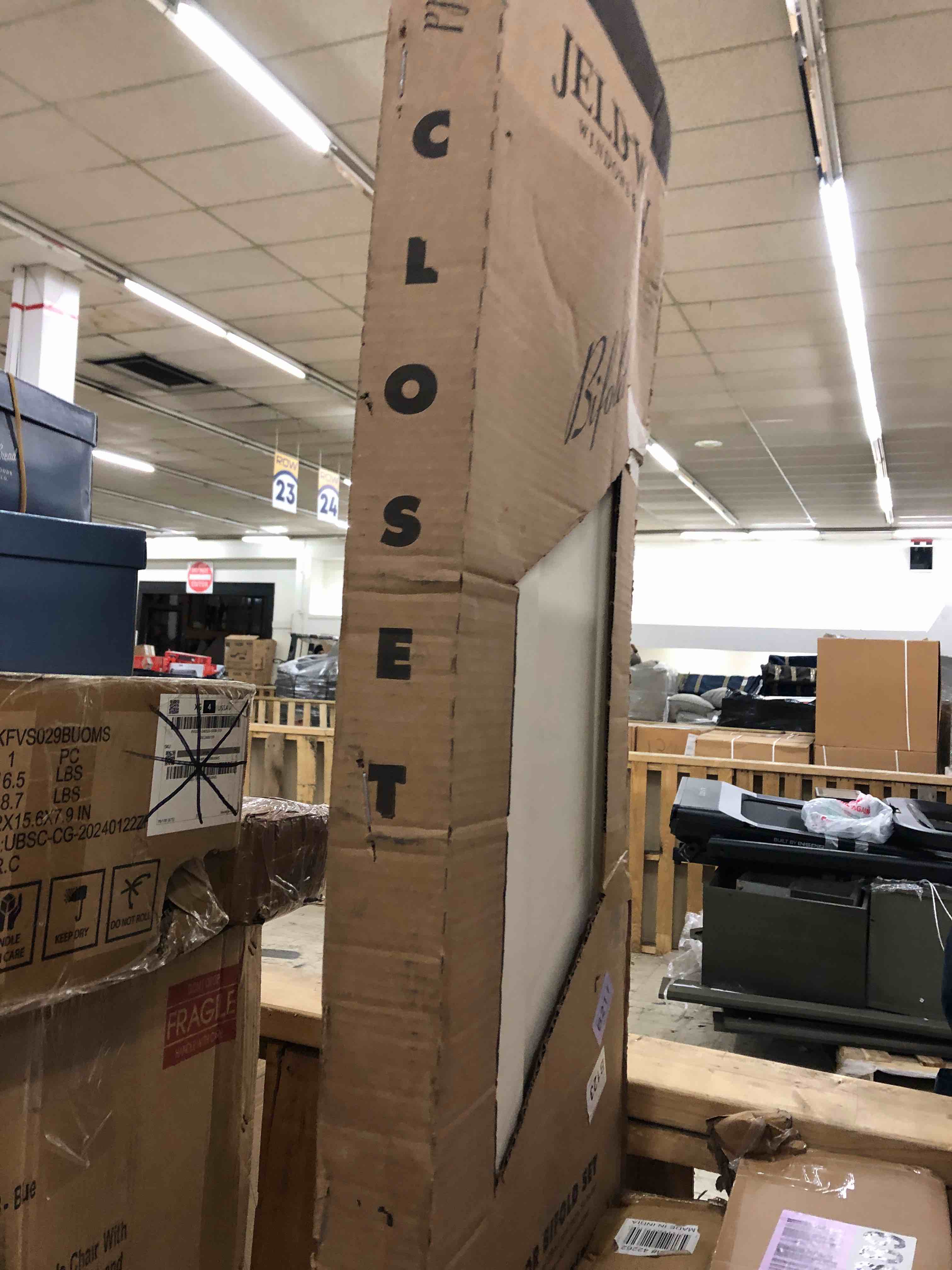 https://s3.amazonaws.com/lotting-images-prod/phillipi/ORG6739473_1741288054375.jpeg