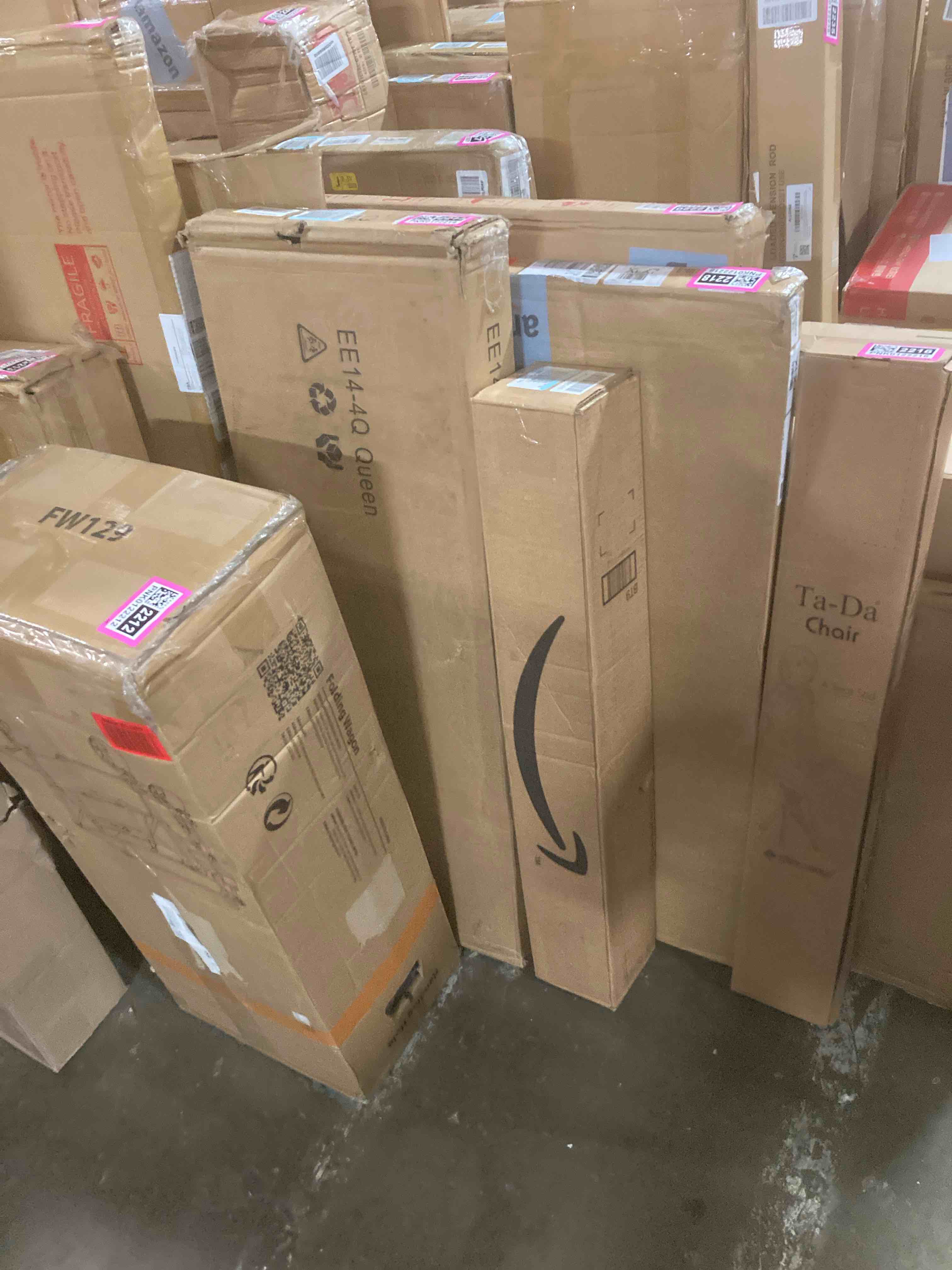 https://s3.amazonaws.com/lotting-images-prod/phillipi/PNK0122210_1731533796555.jpeg