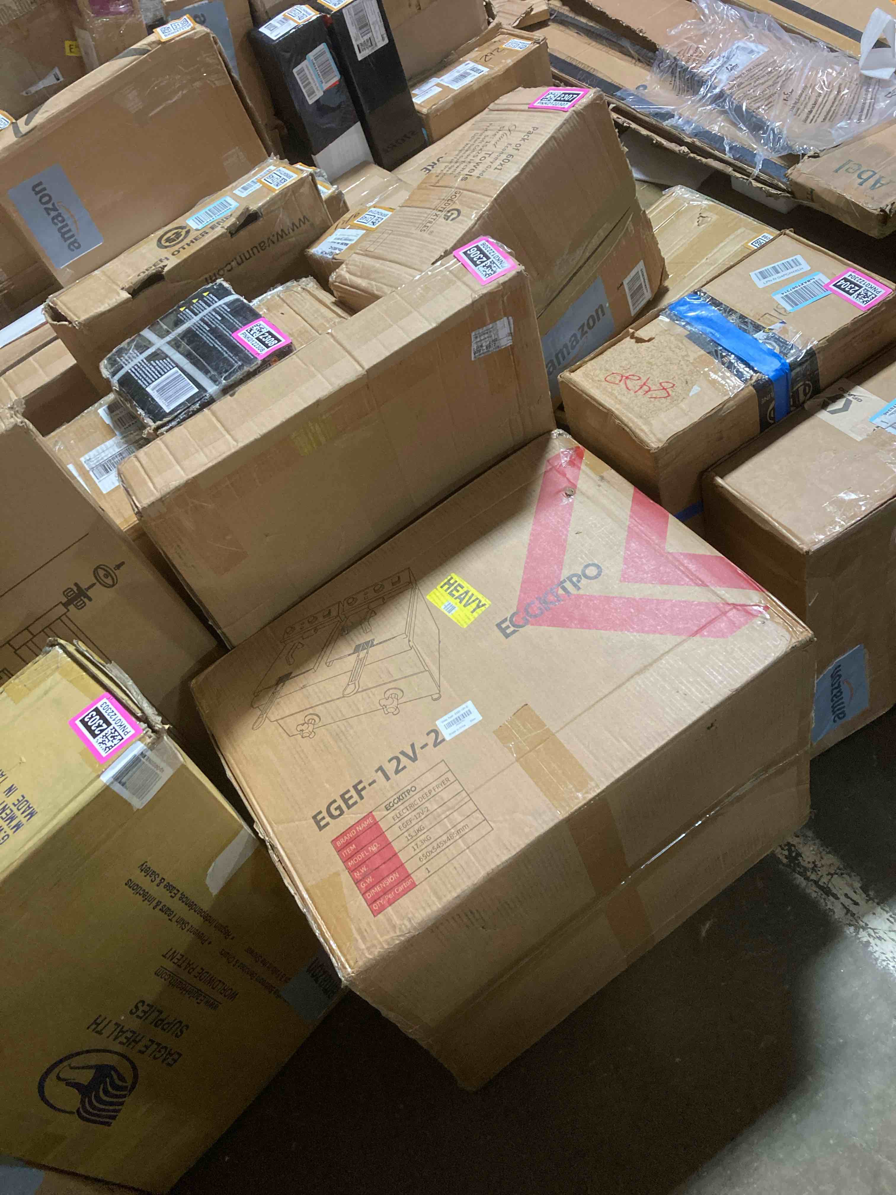 https://s3.amazonaws.com/lotting-images-prod/phillipi/PNK0122300_1731516358182.jpeg