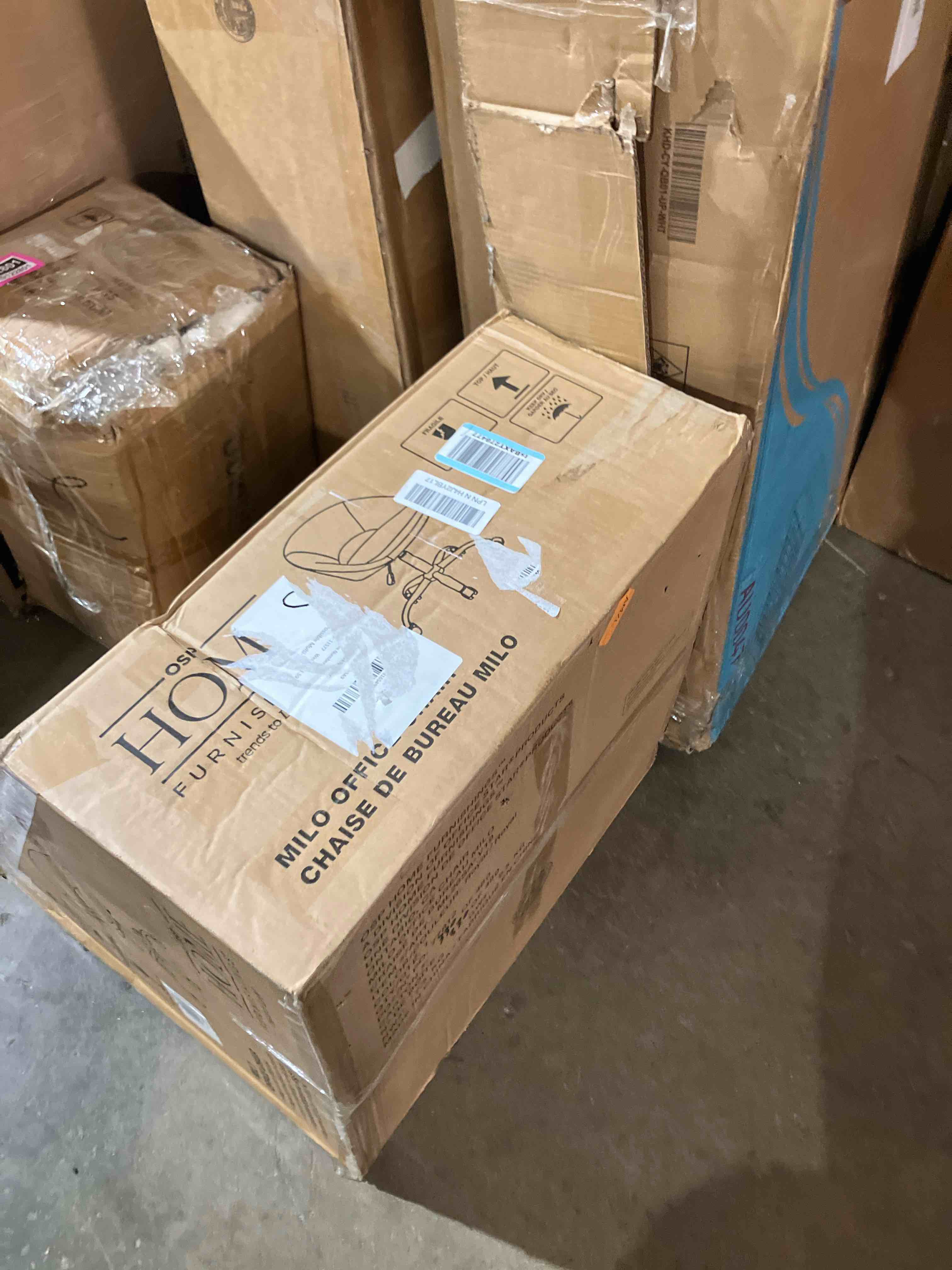https://s3.amazonaws.com/lotting-images-prod/phillipi/PNK0122808_1731426655904.jpeg