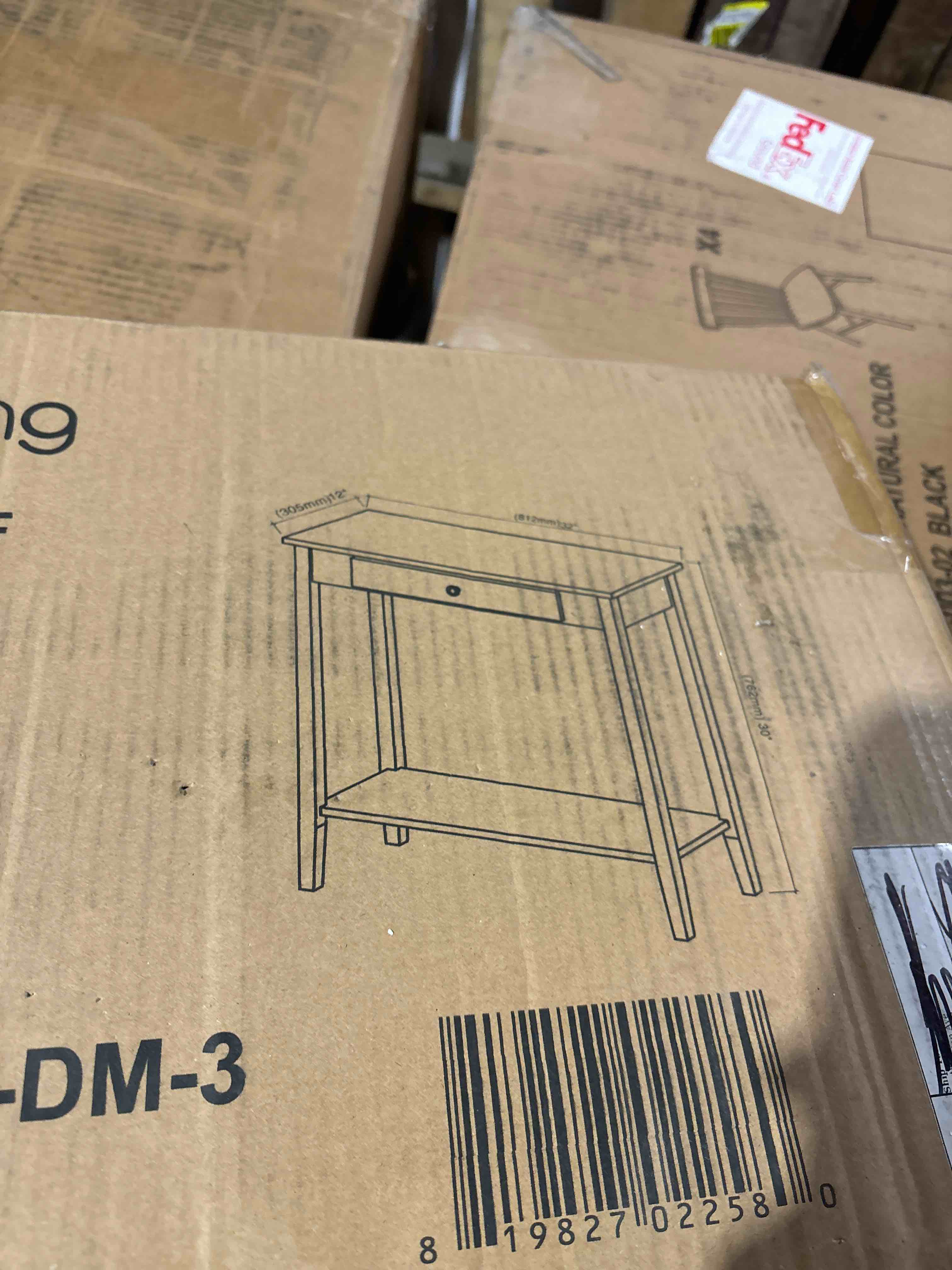 https://s3.amazonaws.com/lotting-images-prod/phillipi/PNK0122928_1731343902596.jpeg