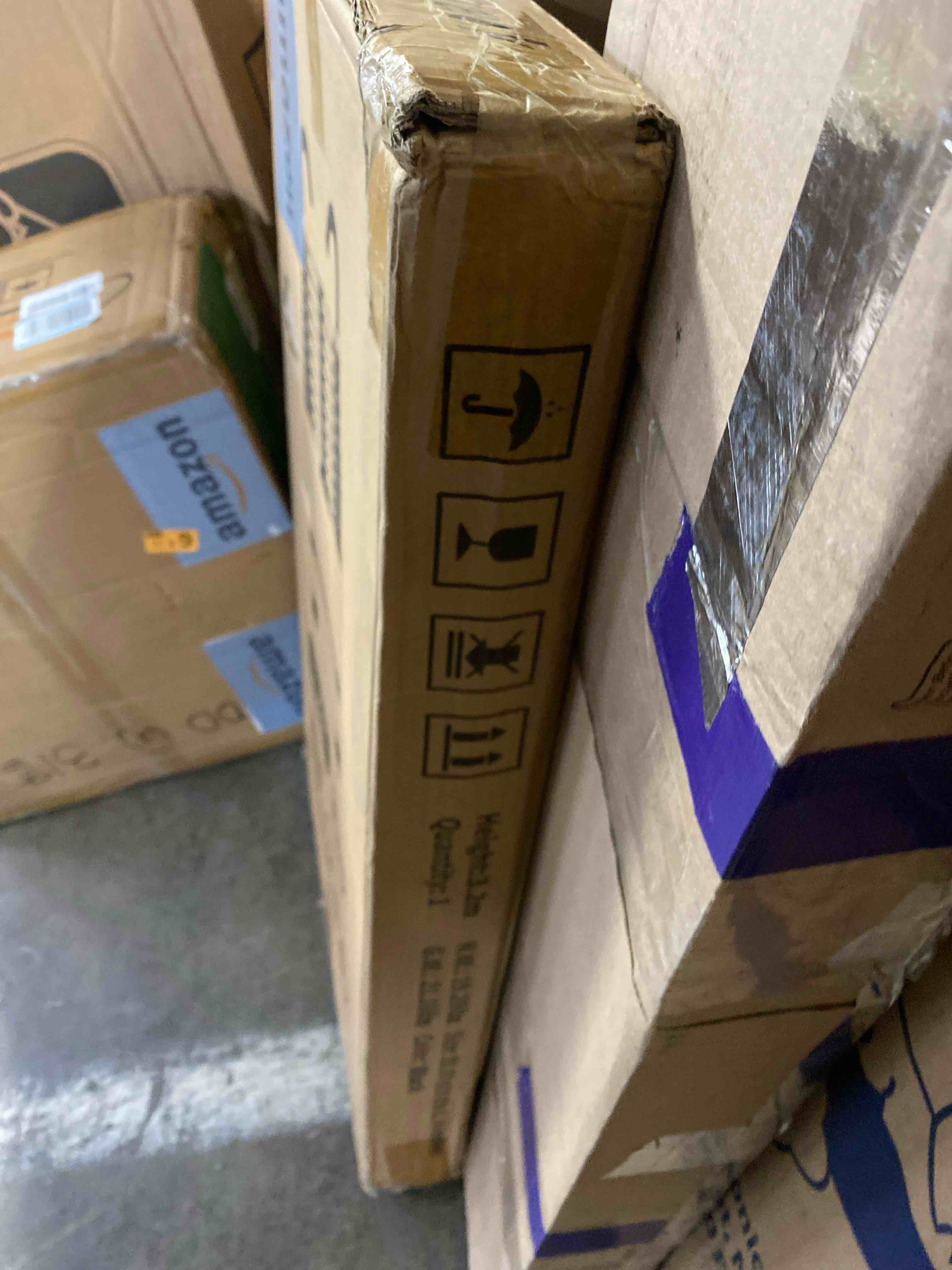 https://s3.amazonaws.com/lotting-images-prod/phillipi/PNK0123299_1731102785716.jpeg