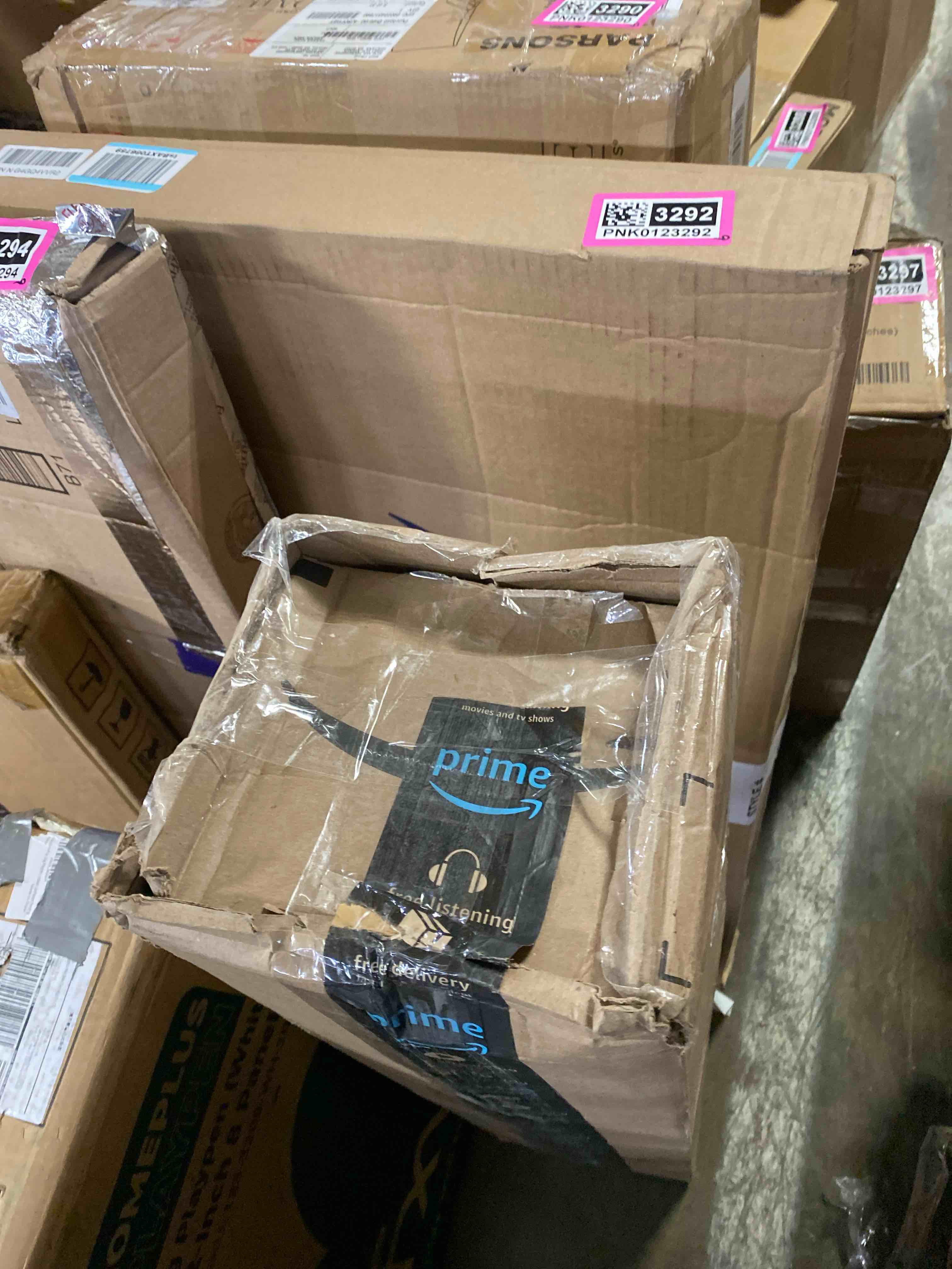 https://s3.amazonaws.com/lotting-images-prod/phillipi/PNK0123303_1731103222152.jpeg