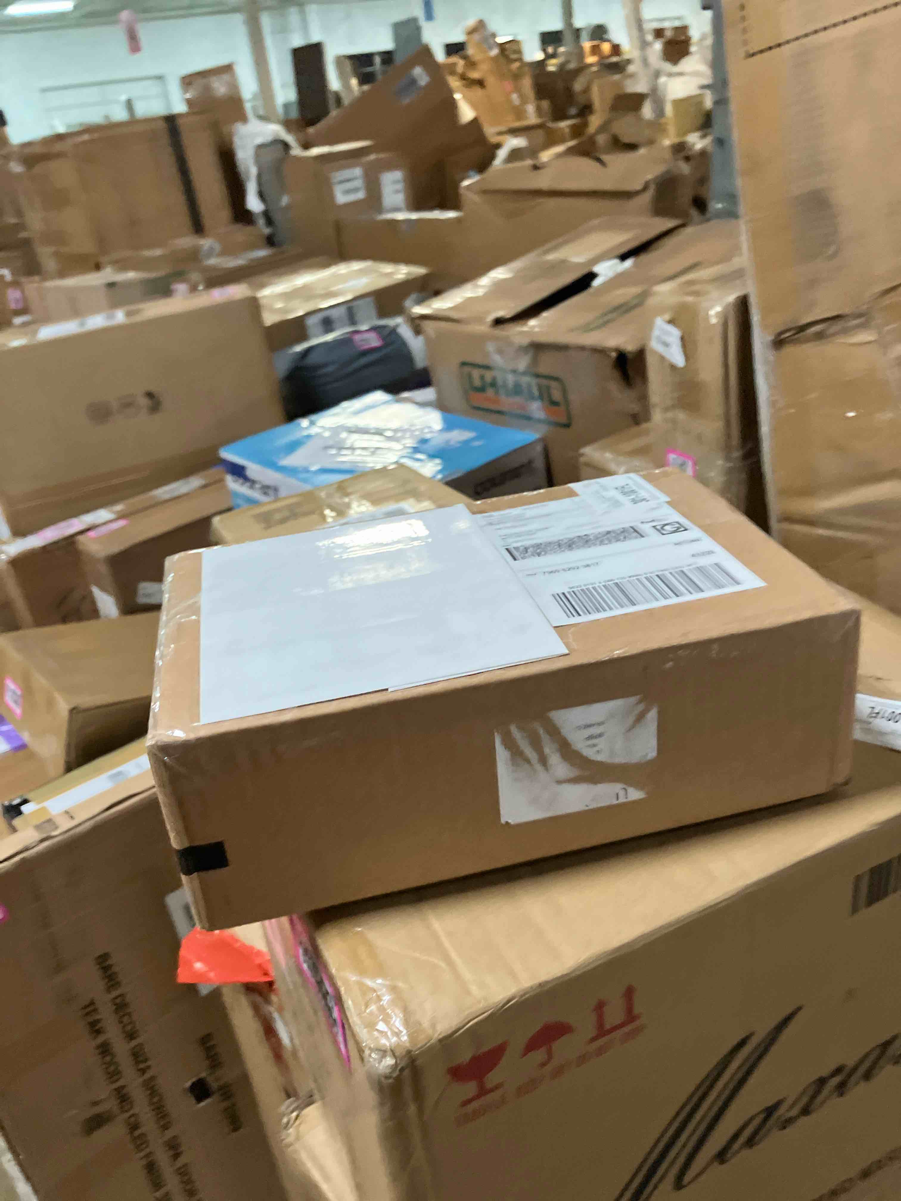 https://s3.amazonaws.com/lotting-images-prod/phillipi/PNK0123555_1731016413192.jpeg