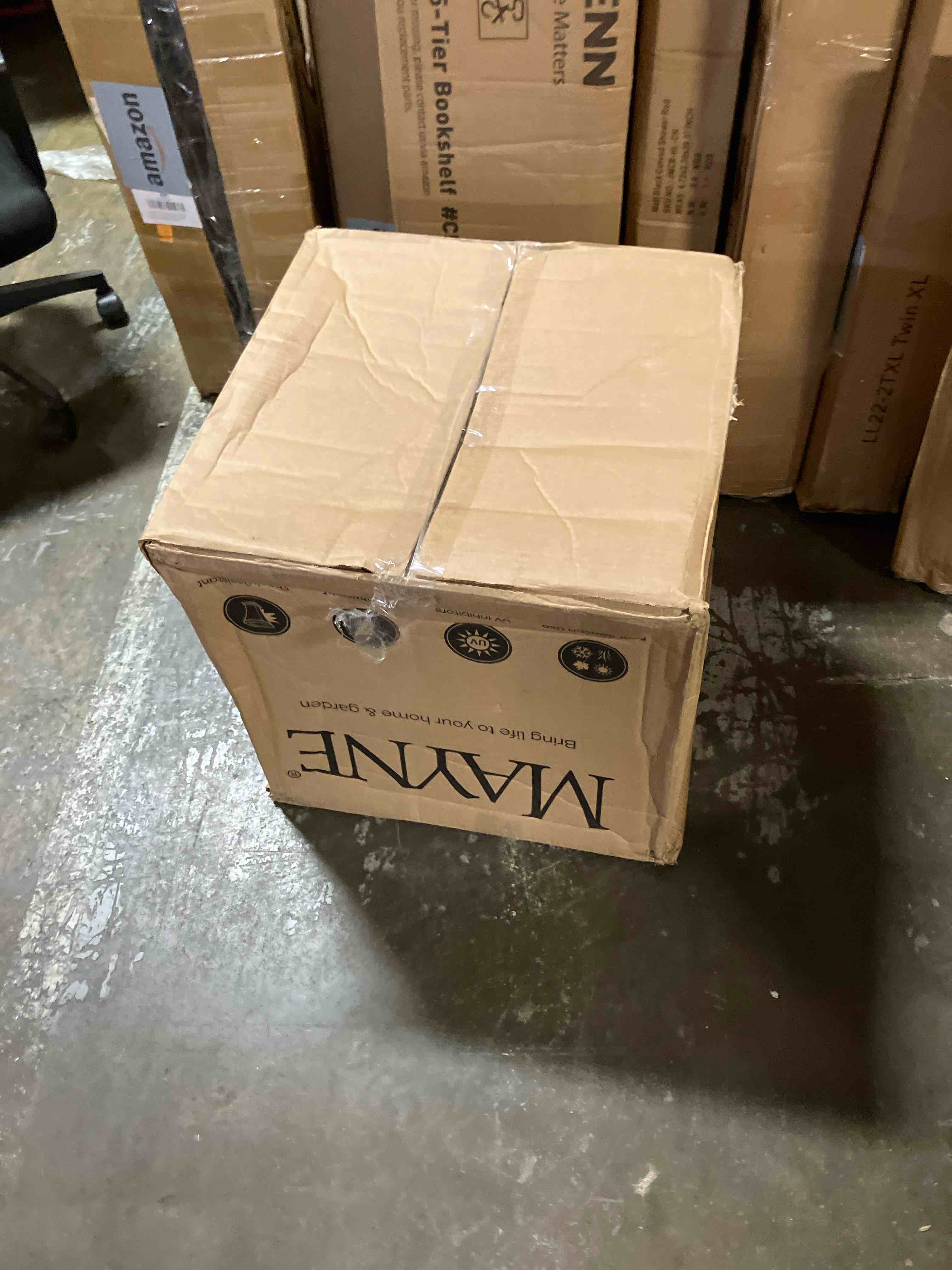https://s3.amazonaws.com/lotting-images-prod/phillipi/PNK0124774_1729277157371.jpeg