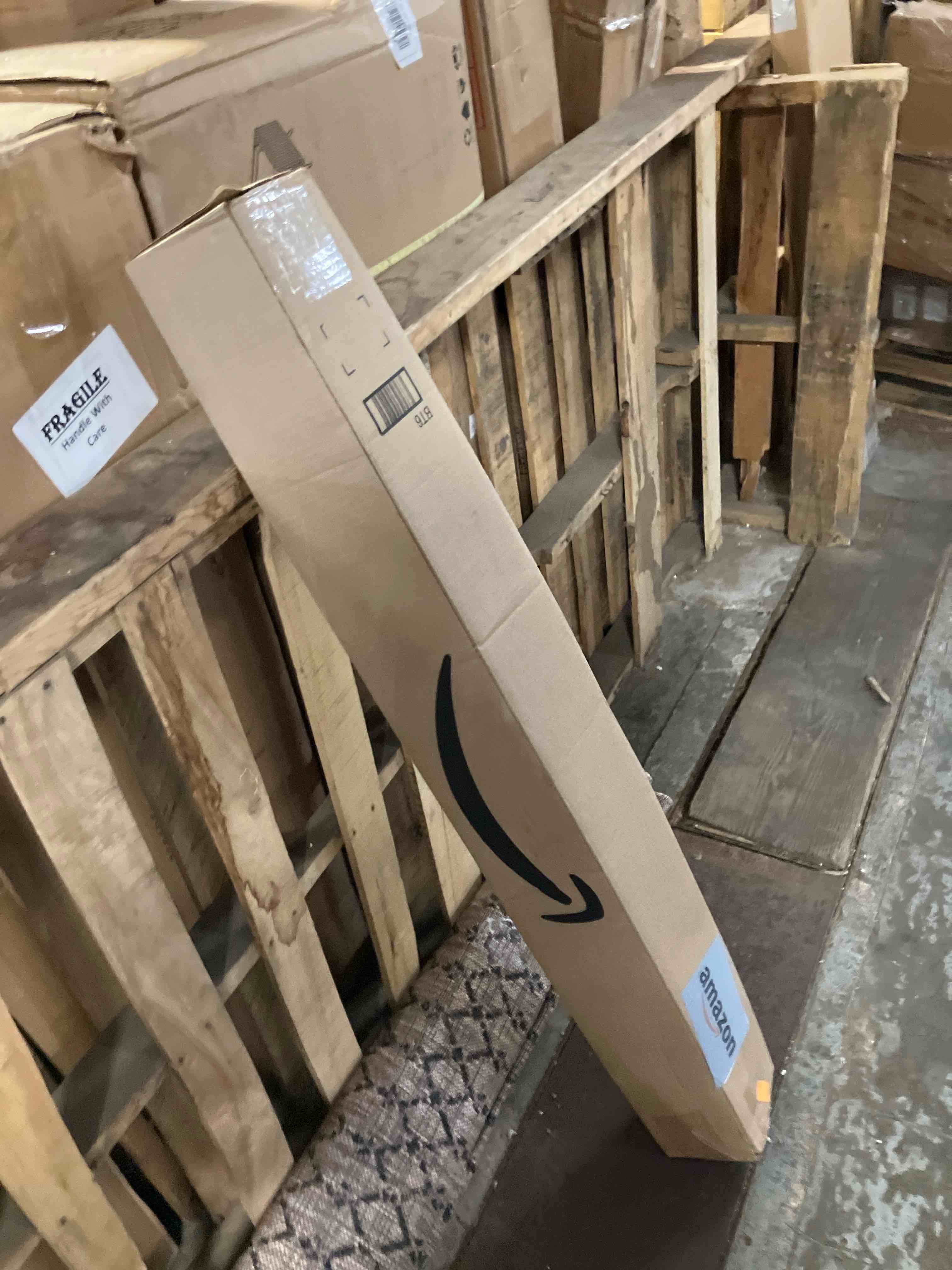 https://s3.amazonaws.com/lotting-images-prod/phillipi/PNK0124782_1729276276454.jpeg