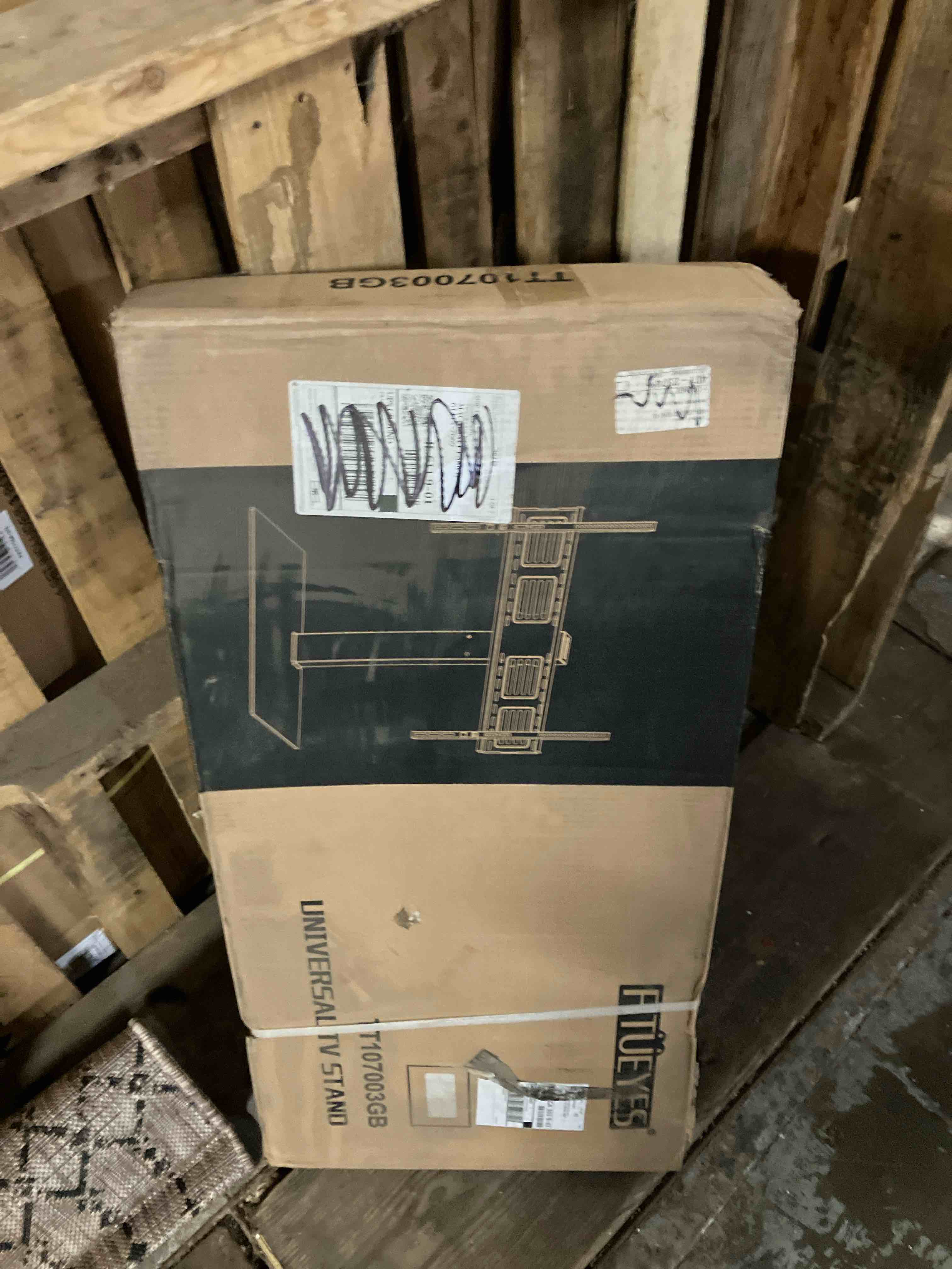 https://s3.amazonaws.com/lotting-images-prod/phillipi/PNK0124802_1729273565601.jpeg