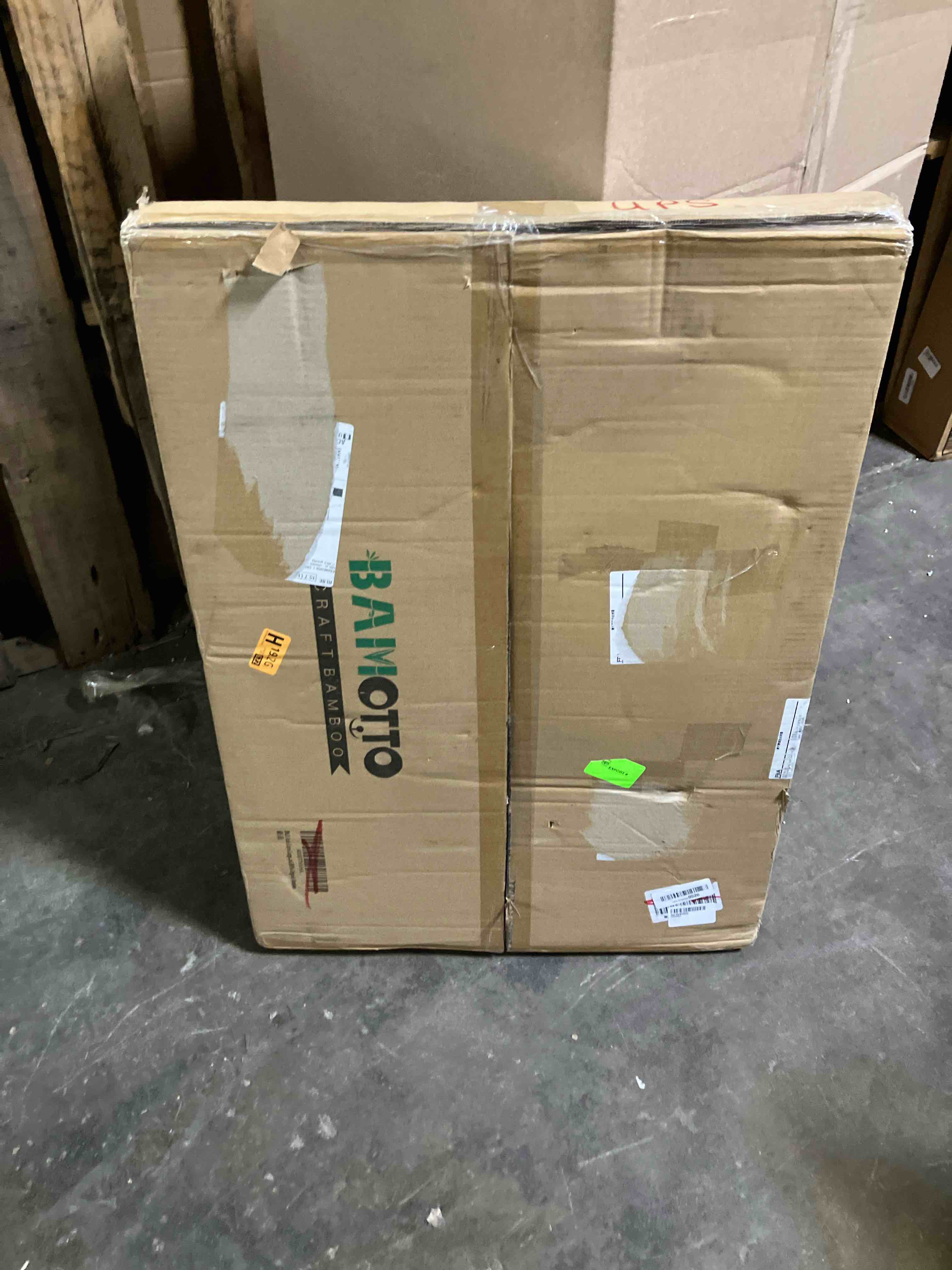 https://s3.amazonaws.com/lotting-images-prod/phillipi/PNK0125844_1728678522817.jpeg