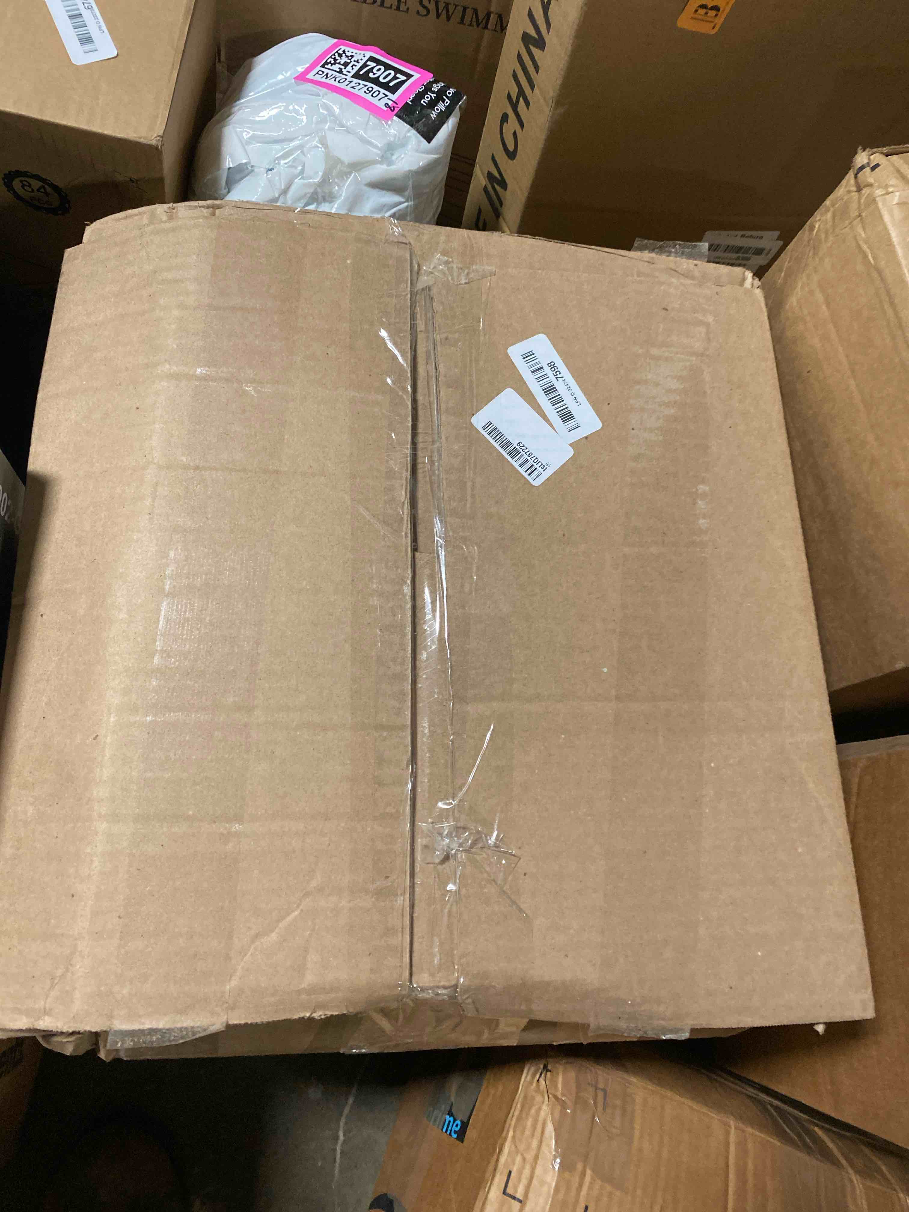 https://s3.amazonaws.com/lotting-images-prod/phillipi/PNK0127916_1728489178651.jpeg