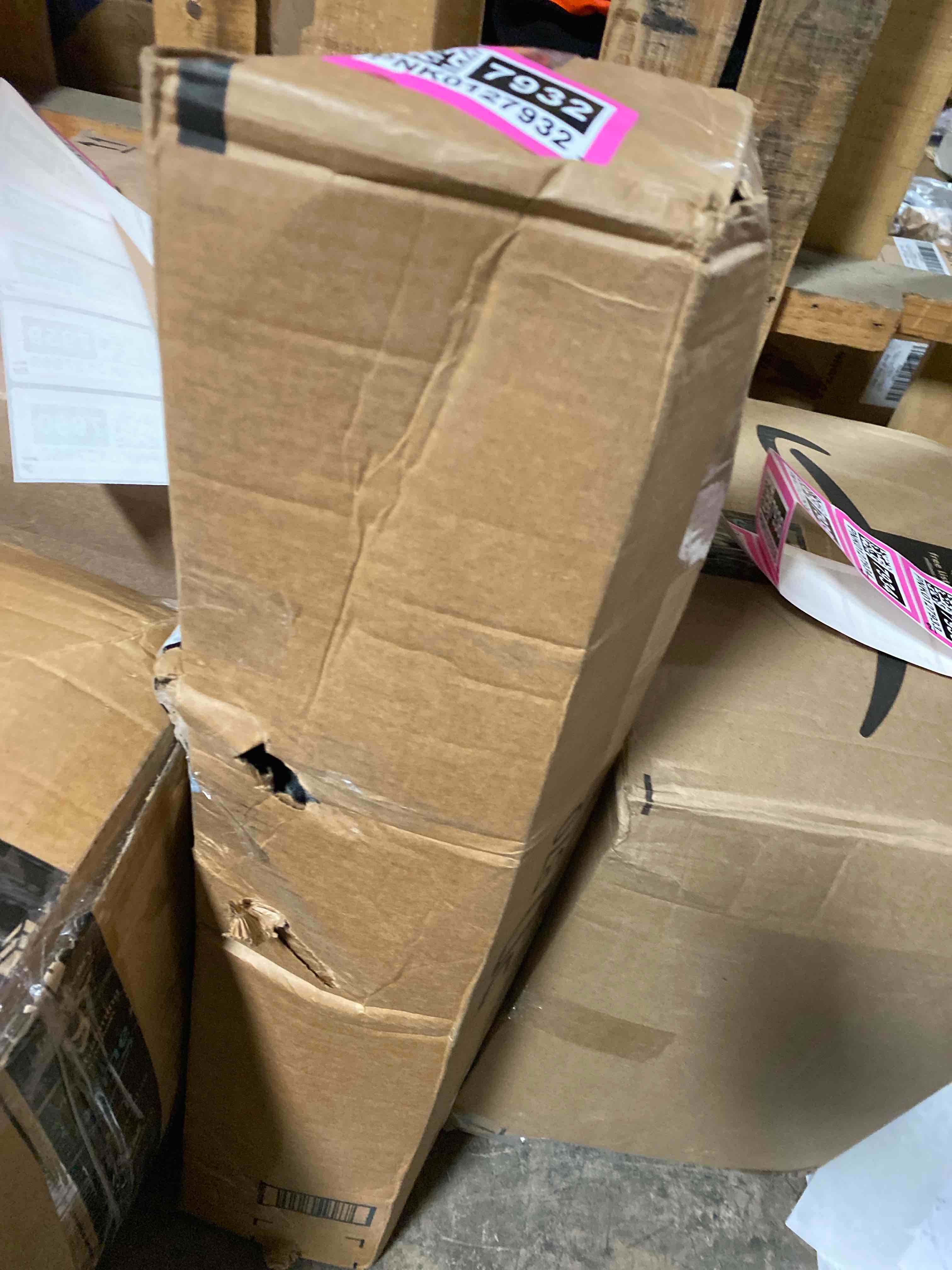 https://s3.amazonaws.com/lotting-images-prod/phillipi/PNK0127932_1728498671436.jpeg