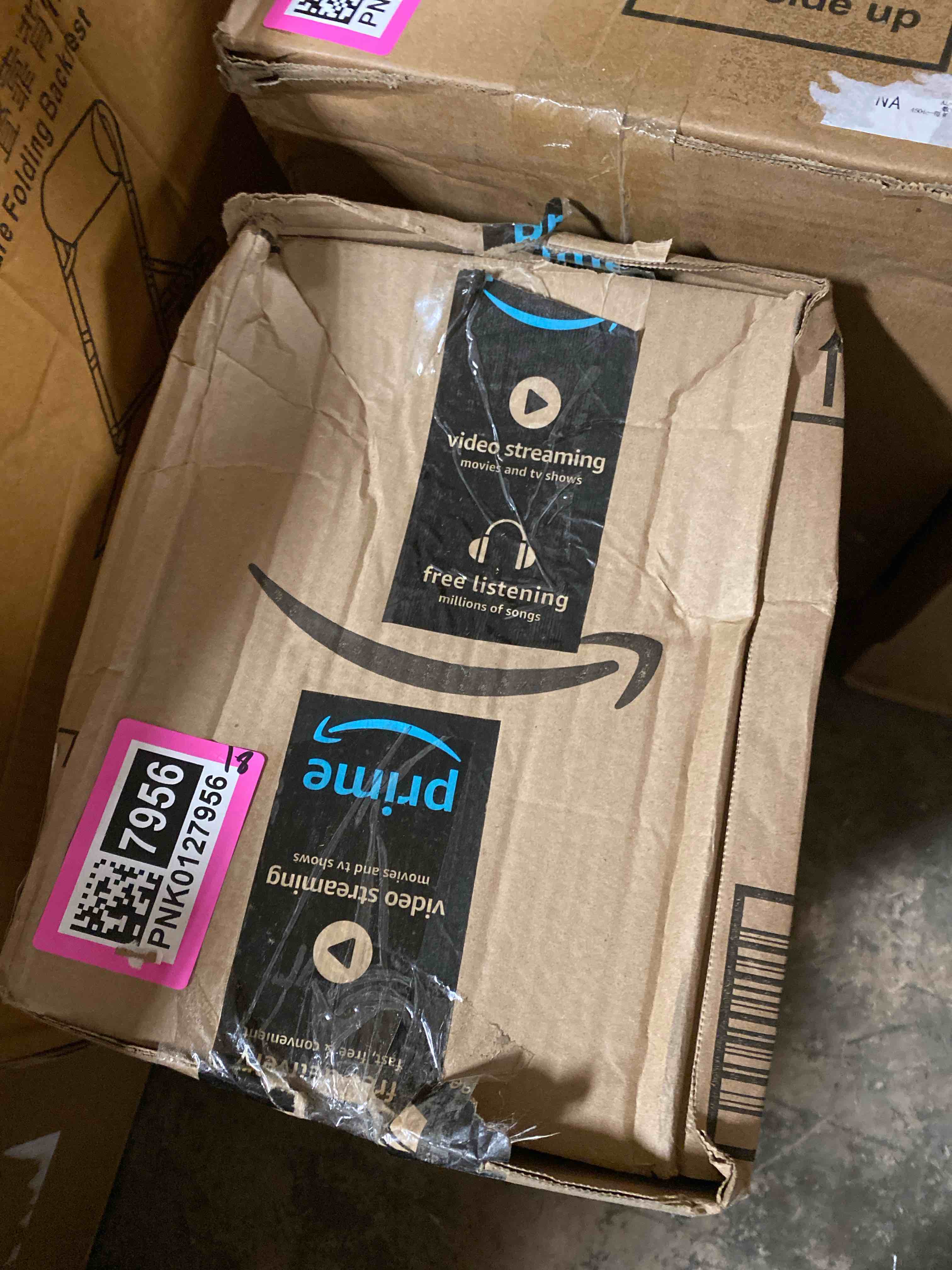 https://s3.amazonaws.com/lotting-images-prod/phillipi/PNK0127956_1728502769564.jpeg