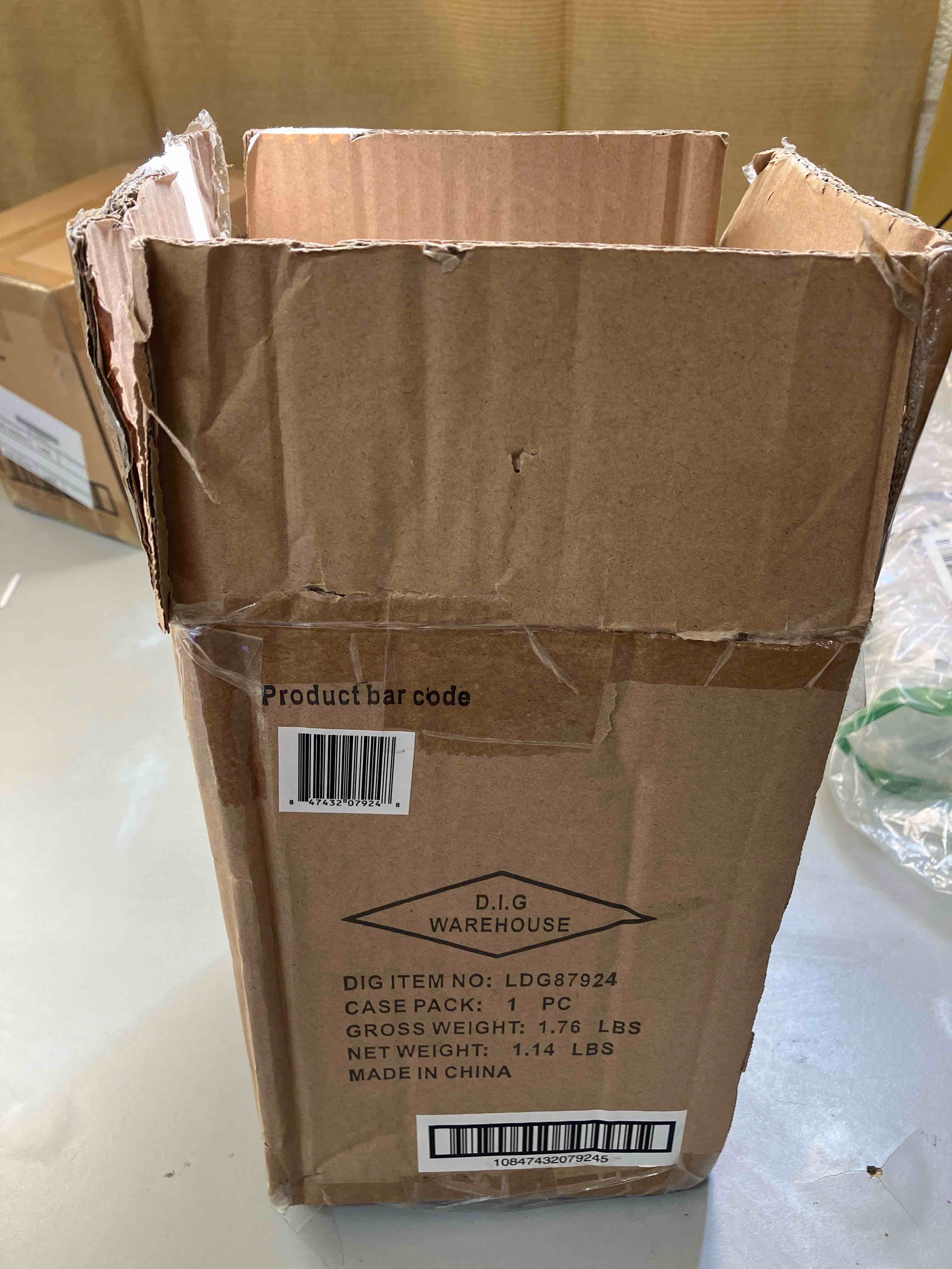 https://s3.amazonaws.com/lotting-images-prod/phillipi/PNK0128409_1726150483989.jpeg