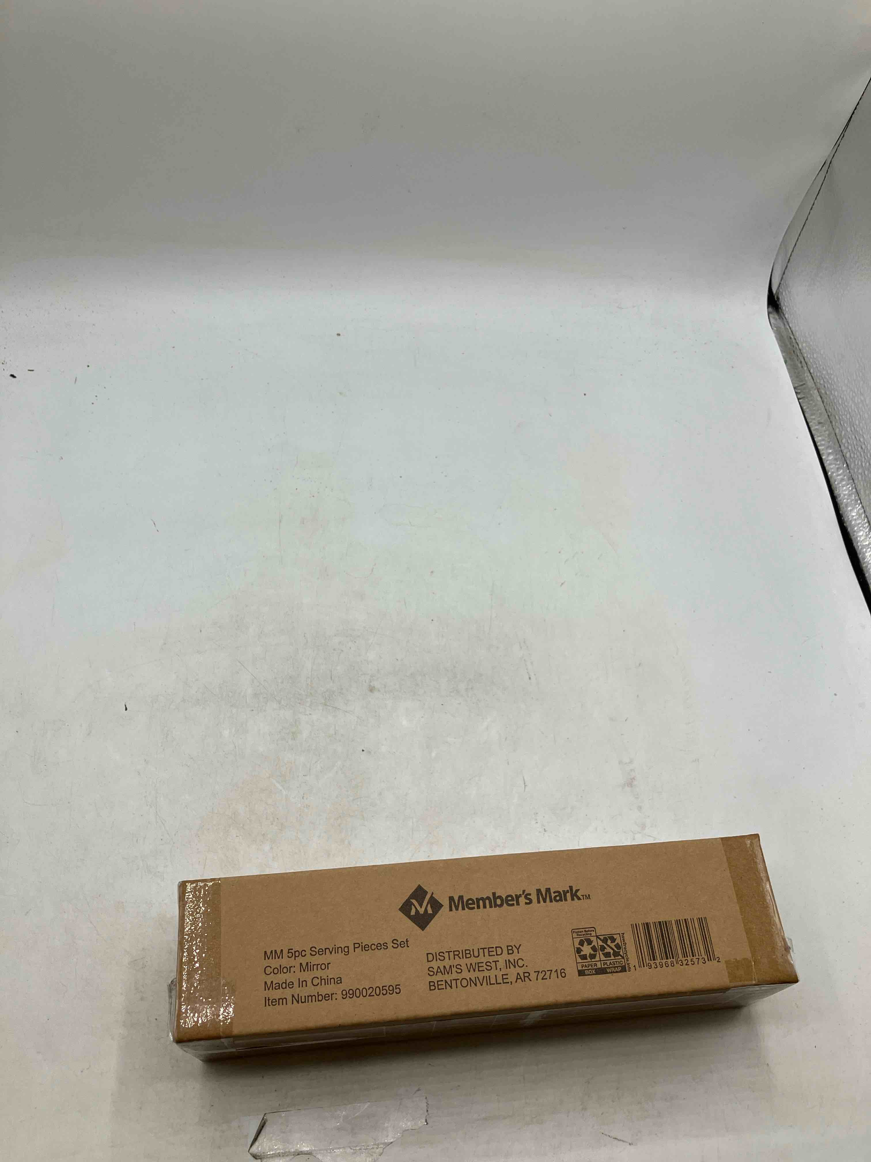 https://s3.amazonaws.com/lotting-images-prod/phillipi/PNK0129893_1723666466958.jpeg