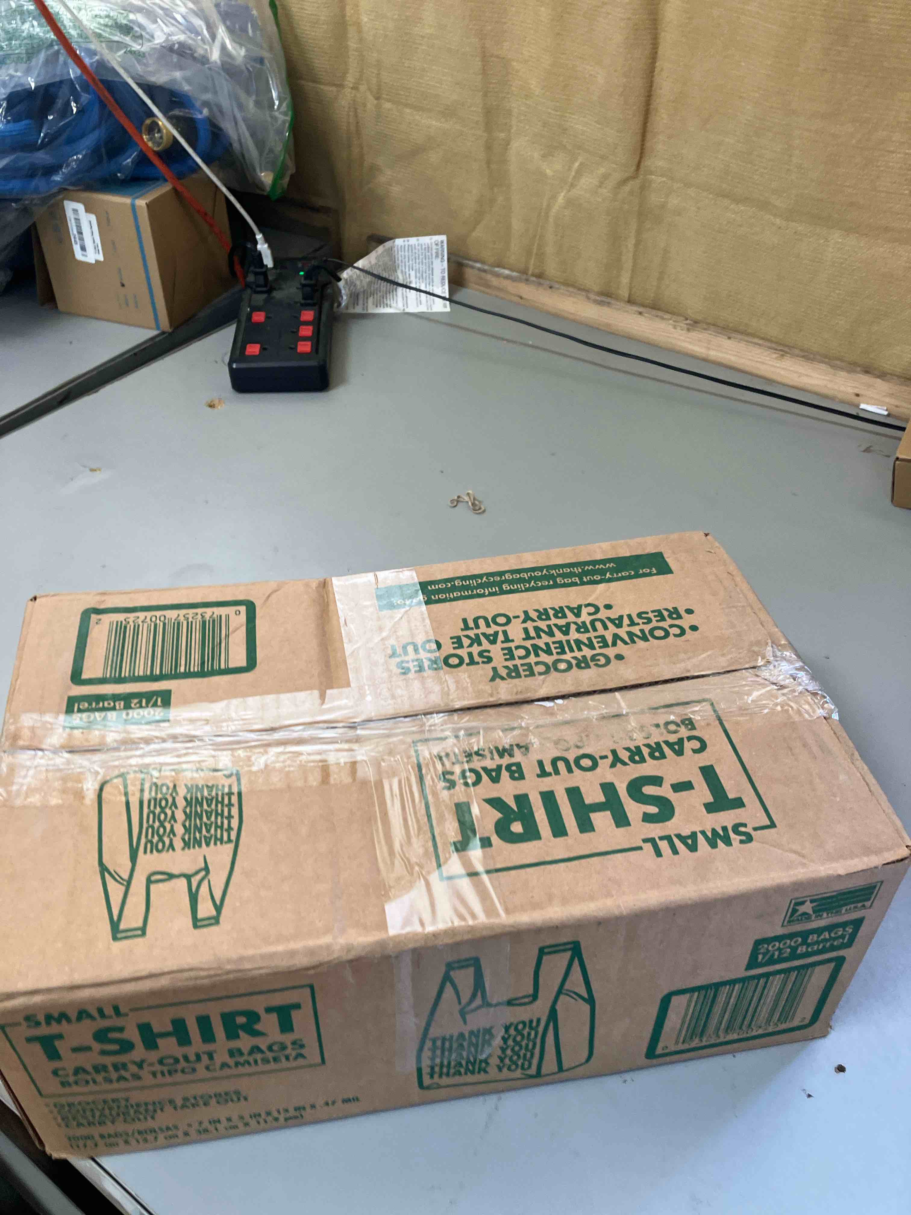 https://s3.amazonaws.com/lotting-images-prod/phillipi/PNK0129911_1723667675150.jpeg