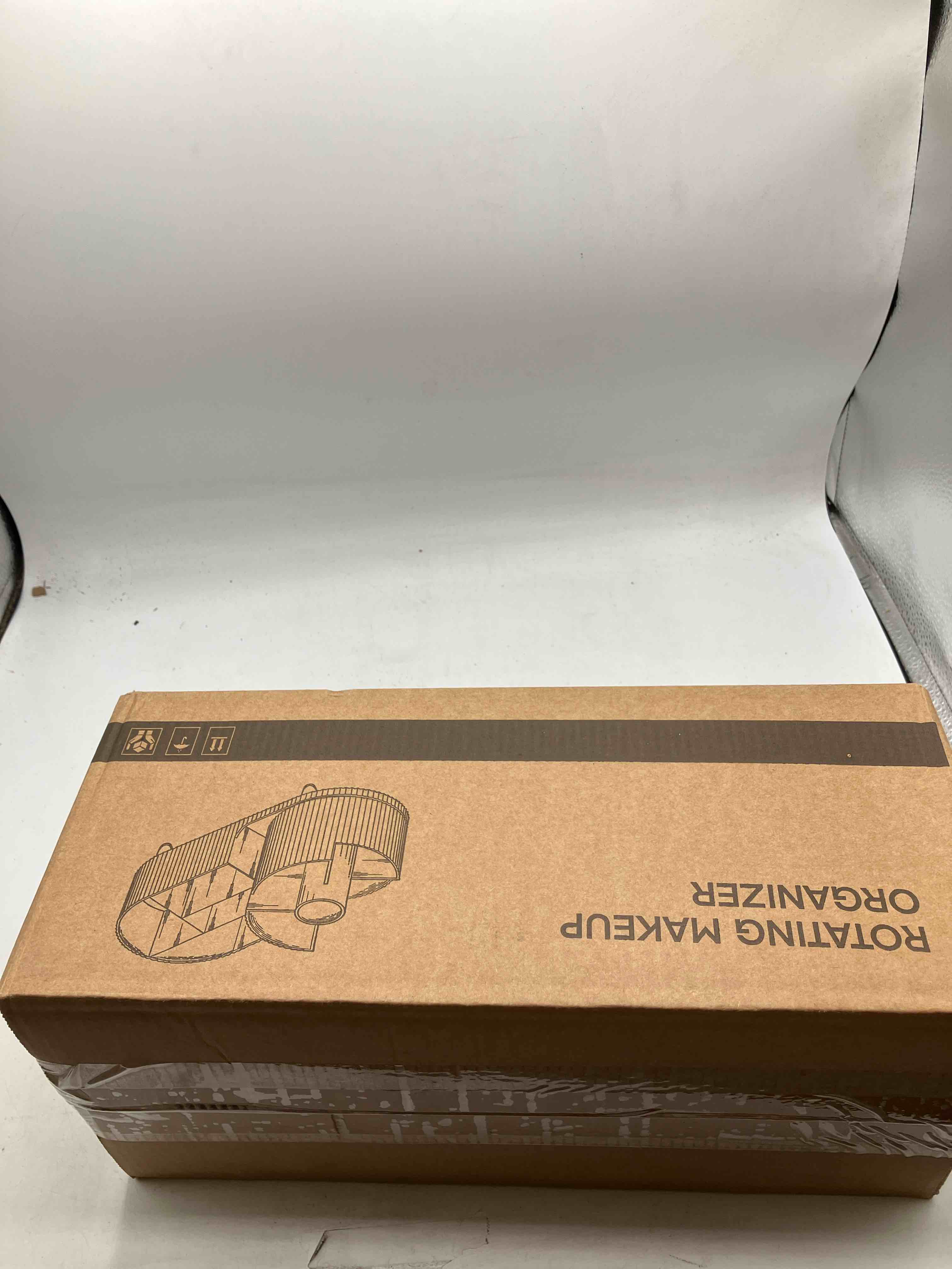 https://s3.amazonaws.com/lotting-images-prod/phillipi/PNK0129923_1723729475622.jpeg